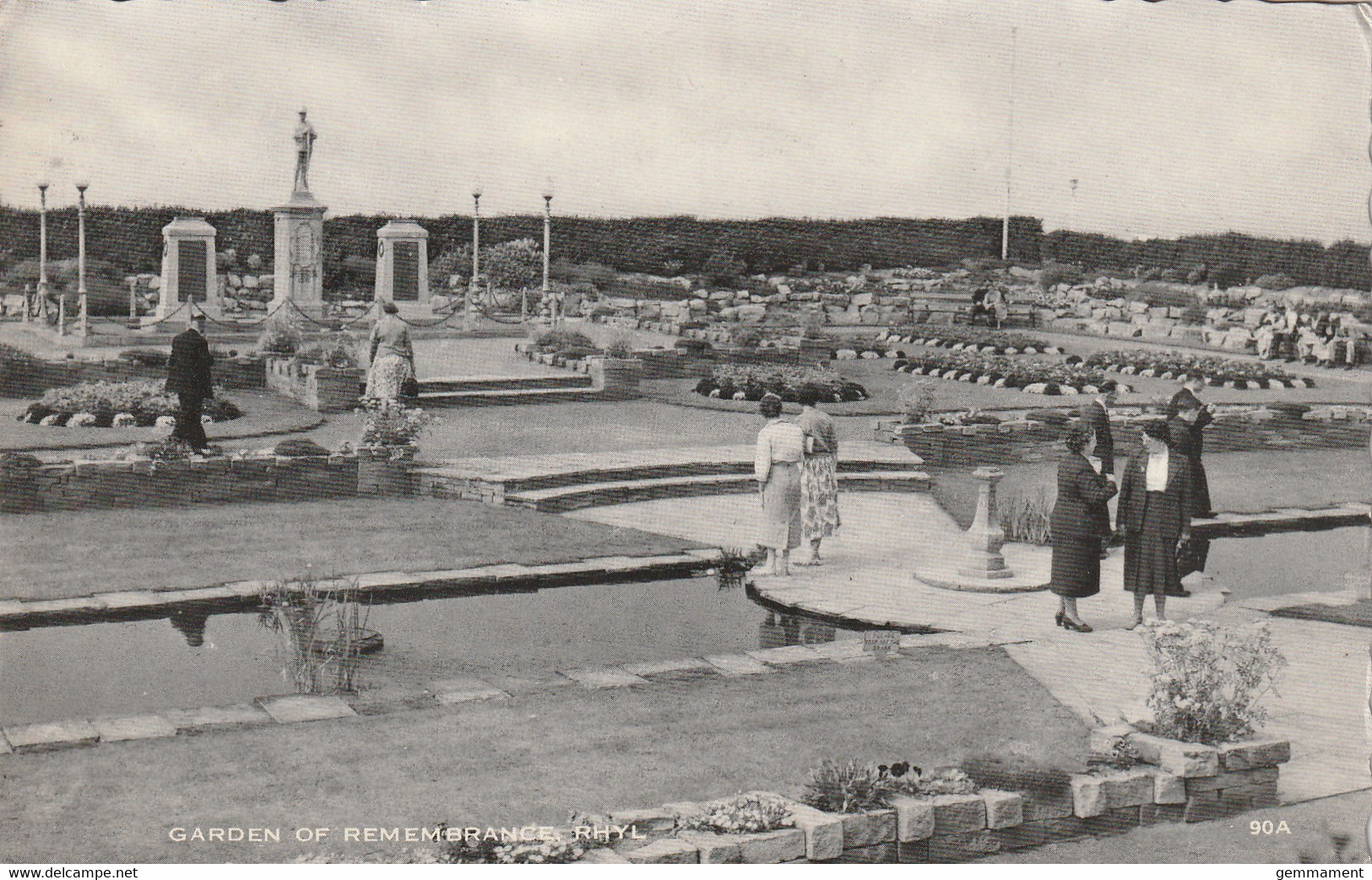 RHYL - GARDEN OF REMEMBRANCE - Flintshire