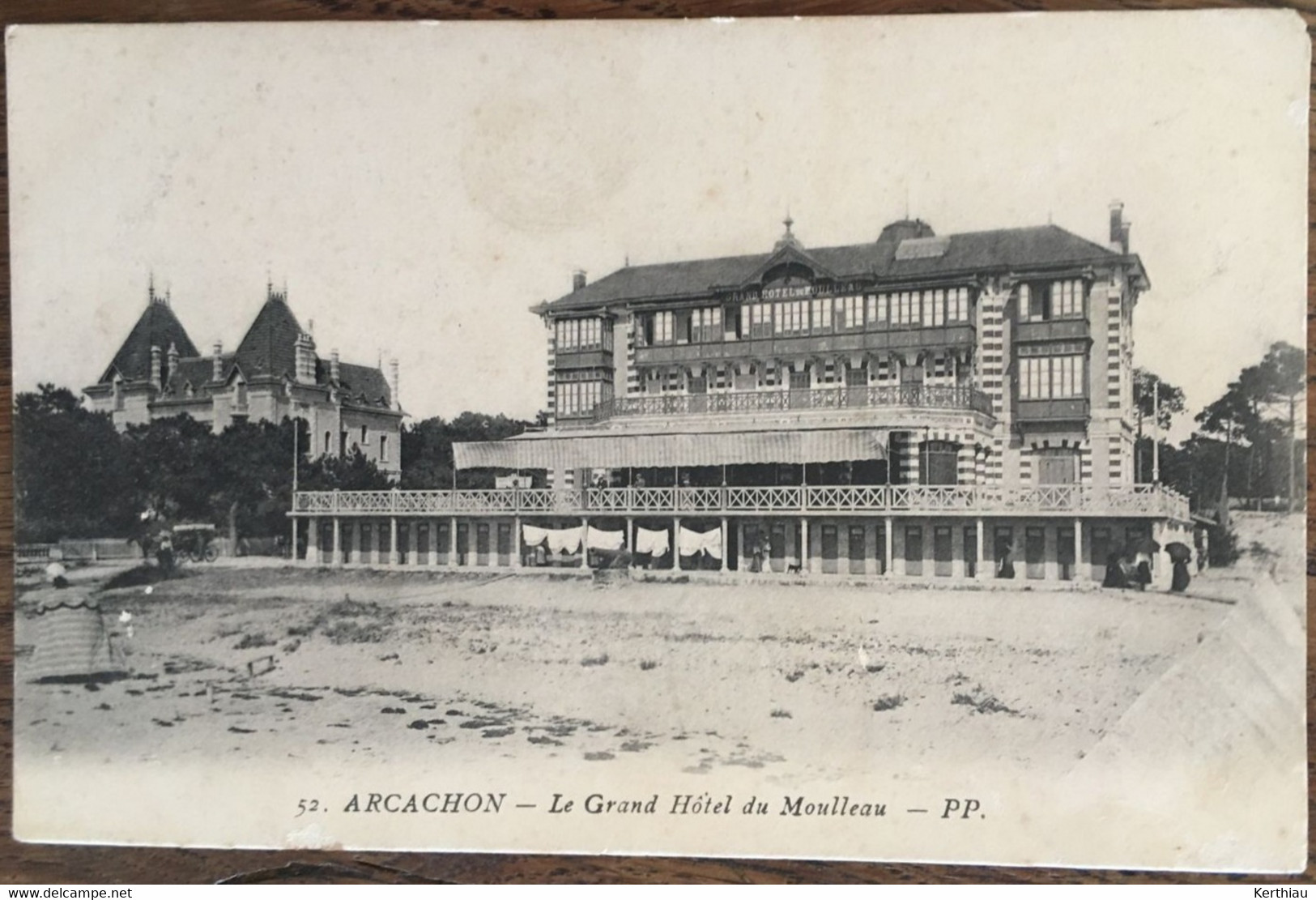 Arcachon-le-Moulleau. 2 CPA: Le Grand Hôtel Du Moulleau ; Villa Jeanne D'Arc - Arcachon