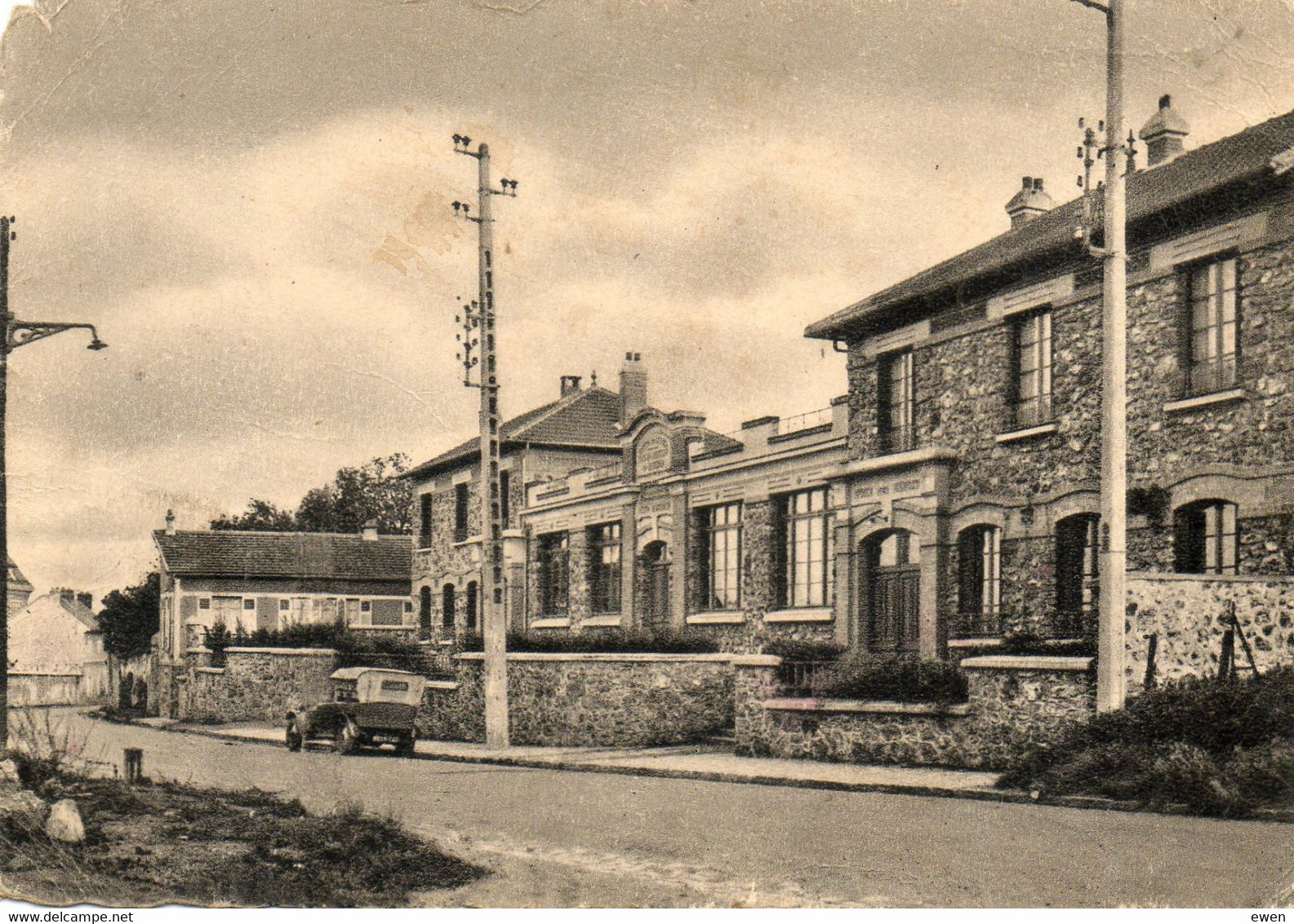 Massy-Villaine. Les Nouvelles écoles. (Vue Rare) - Massy