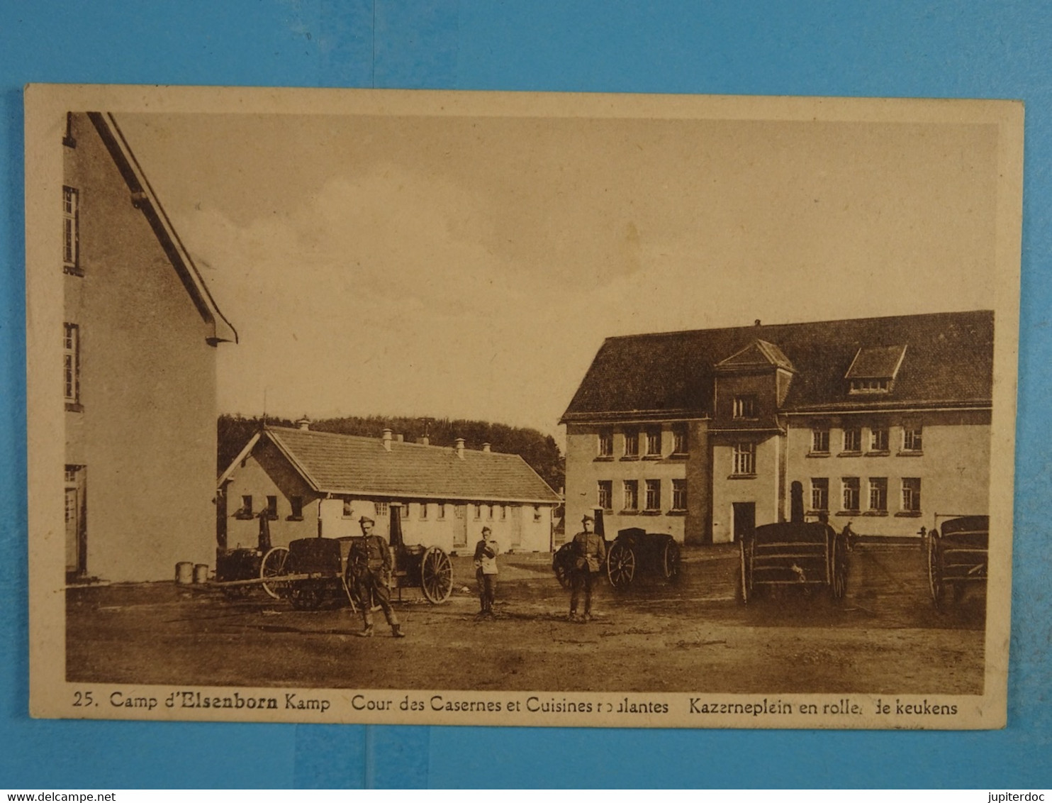 Camp D'Elsenborn Kamp Cour Des Casernes Et Cuisines Roulantes Kazerneplein En Rollende Keukens - Elsenborn (camp)