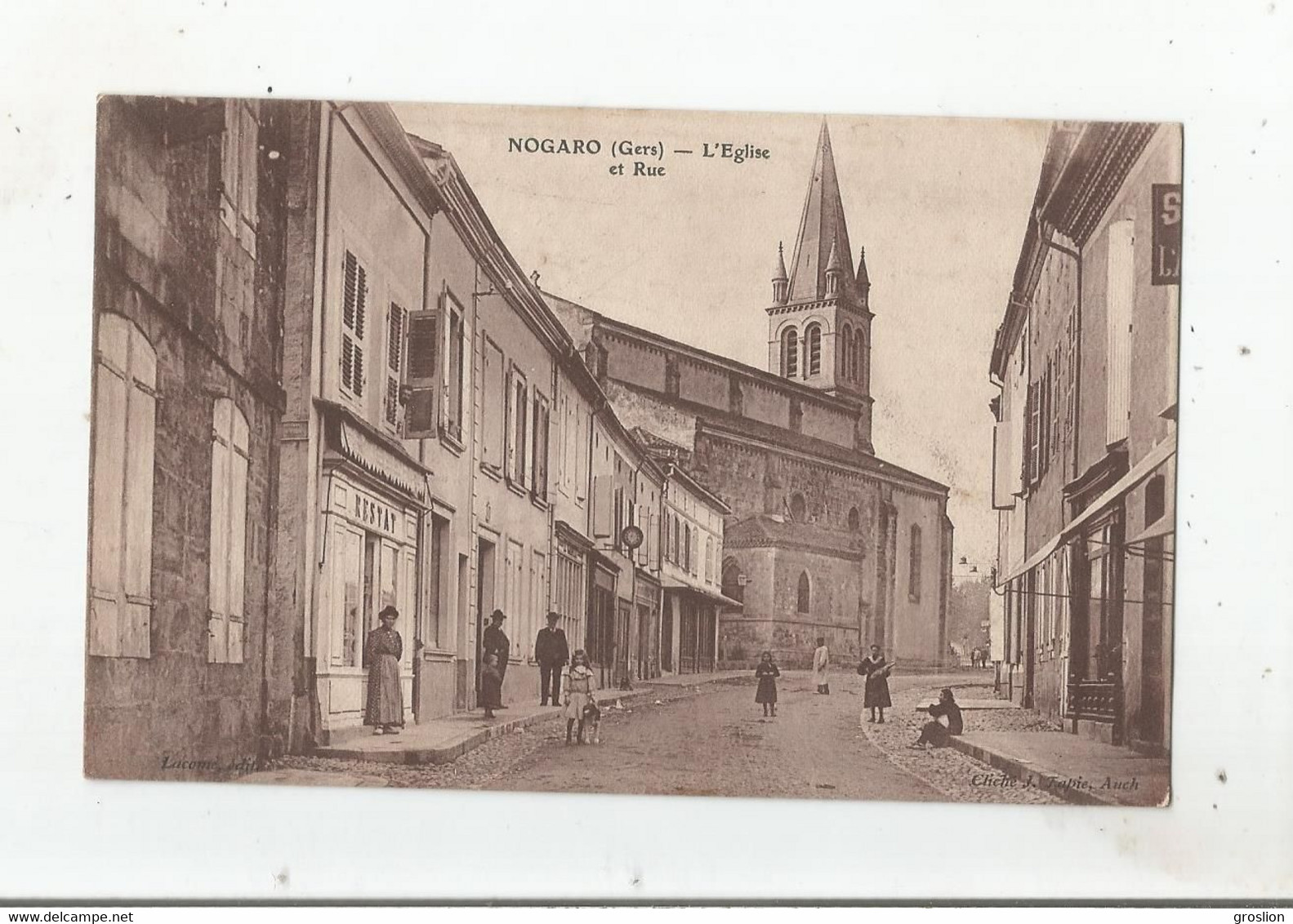 NOGARO (GERS) L'EGLISE ET RUE (MAGASIN RESTAT ET ANIMATION)  1909 - Nogaro