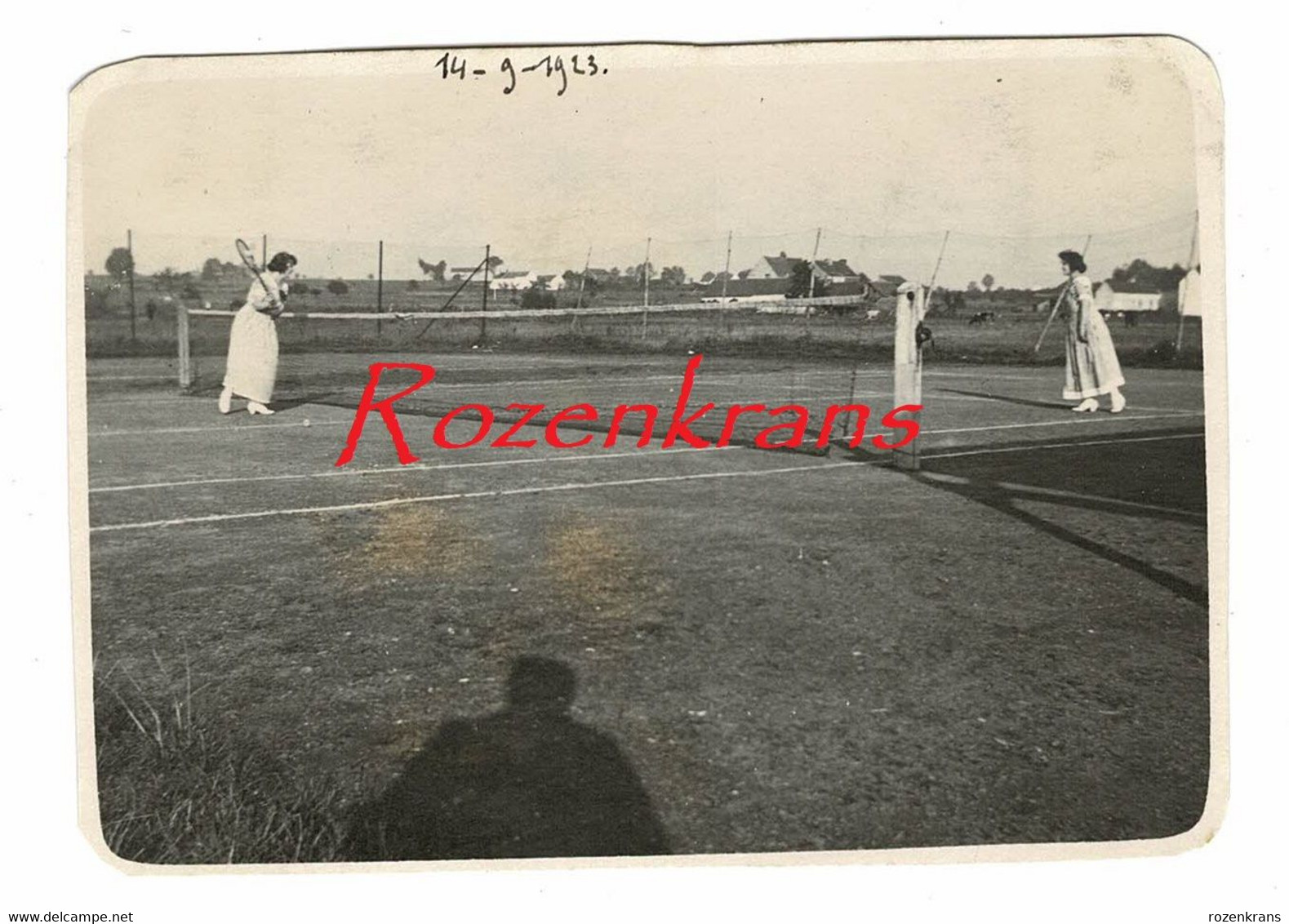 Oude Foto Photo Old 1923 Tennis Te Identificeren (Mogelijk Blankenberge) Blankenberghe Belgische Kust Onbekend - Blankenberge