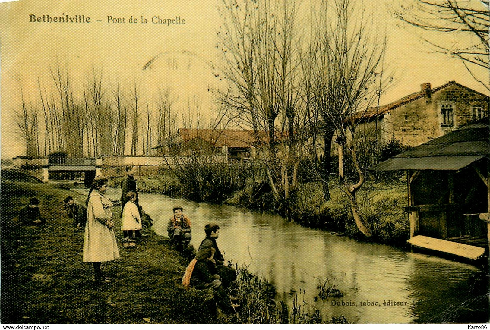 Bétheniville * Petit Lavoir * Un Coin Du Village Et Le Pont De La Chapelle * Enfants Villageois * Cpa Toilée Colorisée - Bétheniville