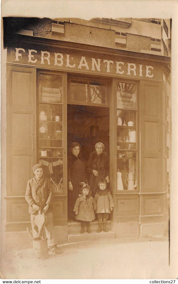 MAGASIN- CARTE-PHOTO- ( FERBLANTERIE ) MATÉRIEL EN FER POUR MAISON- A SITUER - Shops