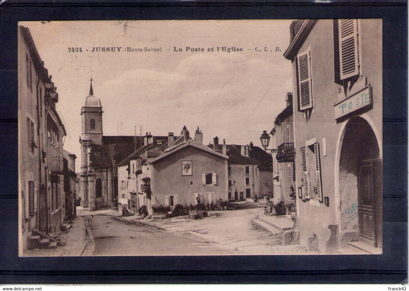 70. Jussey. La Poste Et L'église - Jussey