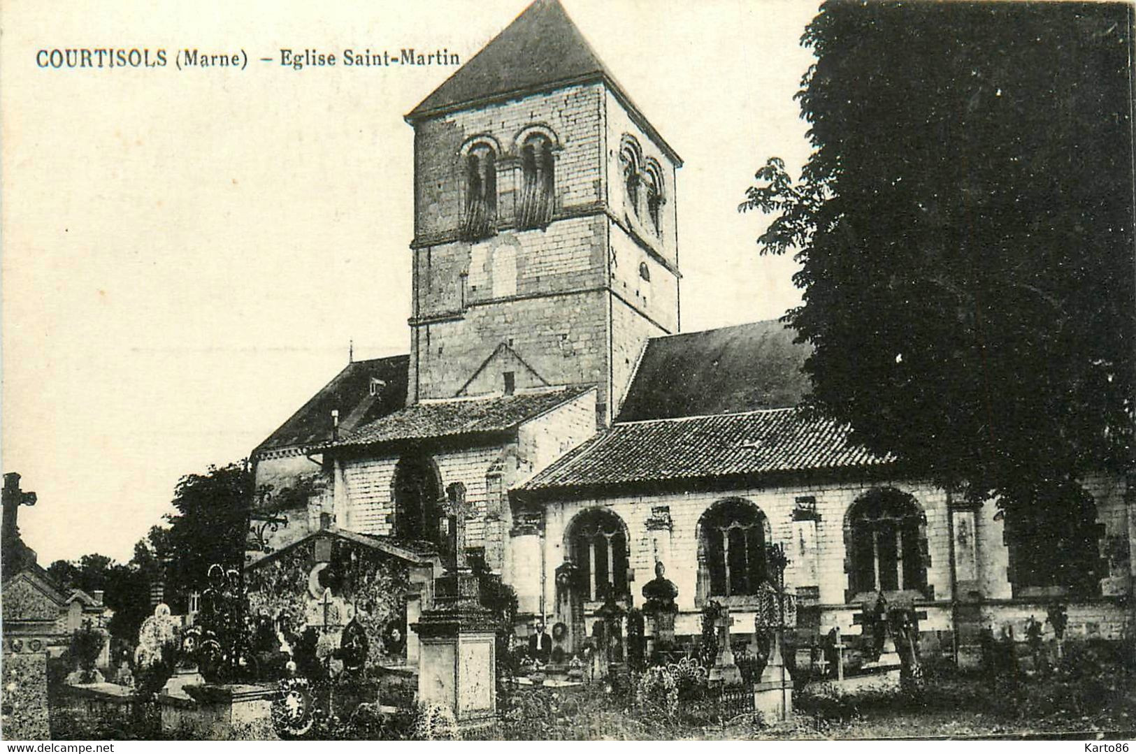 Courtisols * L'église St Martin Et Le Cimetière Du Village - Courtisols