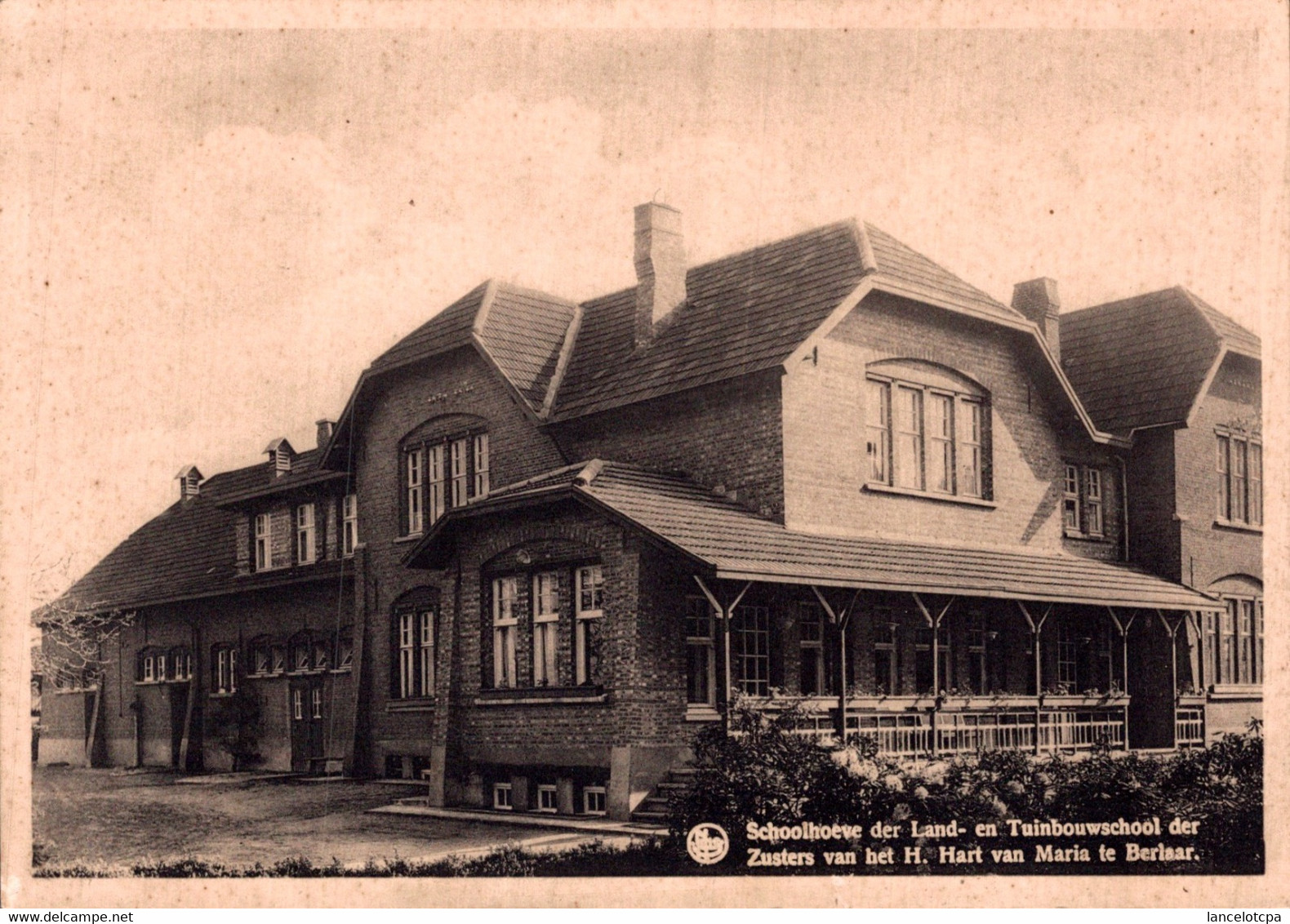 BERLAAR / SCHOOLHOEVE DER LAND EN TUINBOUWSCHOOL DER ZUSTERS VAN HET H. HART VAN MARIA - Berlaar