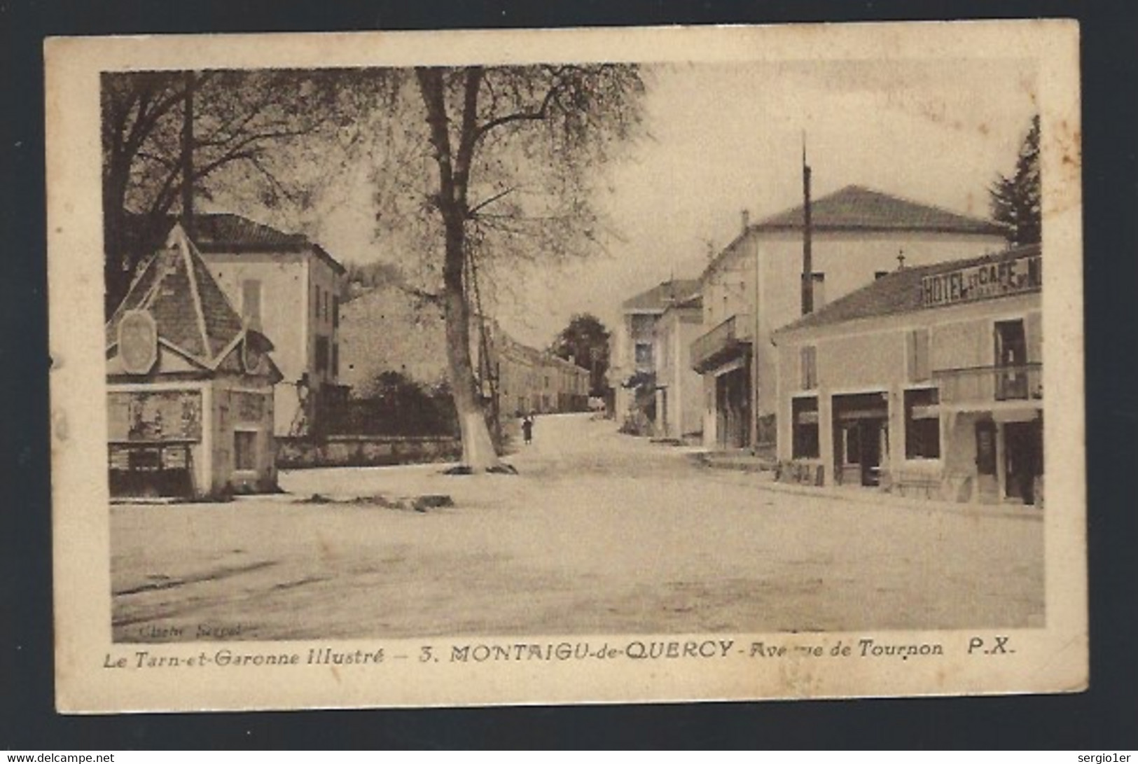 CPA   Tarn  Et Garonne 82  :  Montaigu De Quercy  Avenue De Tournon - Montaigu De Quercy