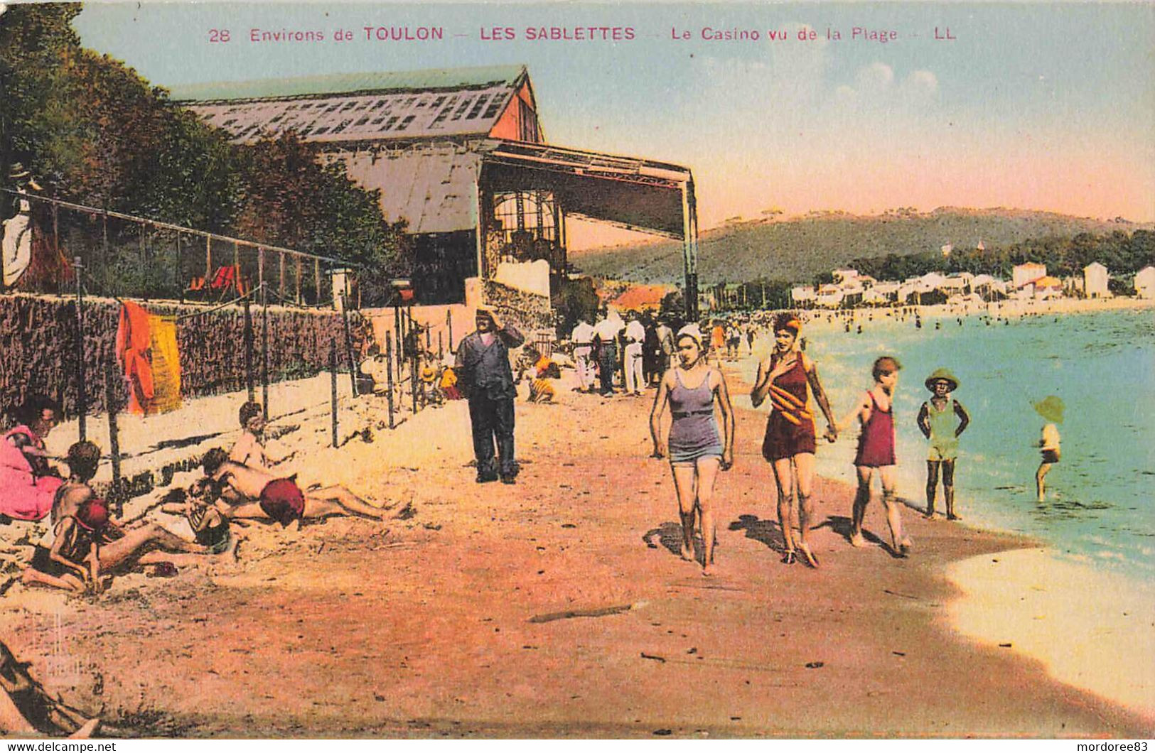 CPA / LA SEYNE SUR MER / LES SABLETTES / LE CASINO VU DE LA PLAGE - La Seyne-sur-Mer