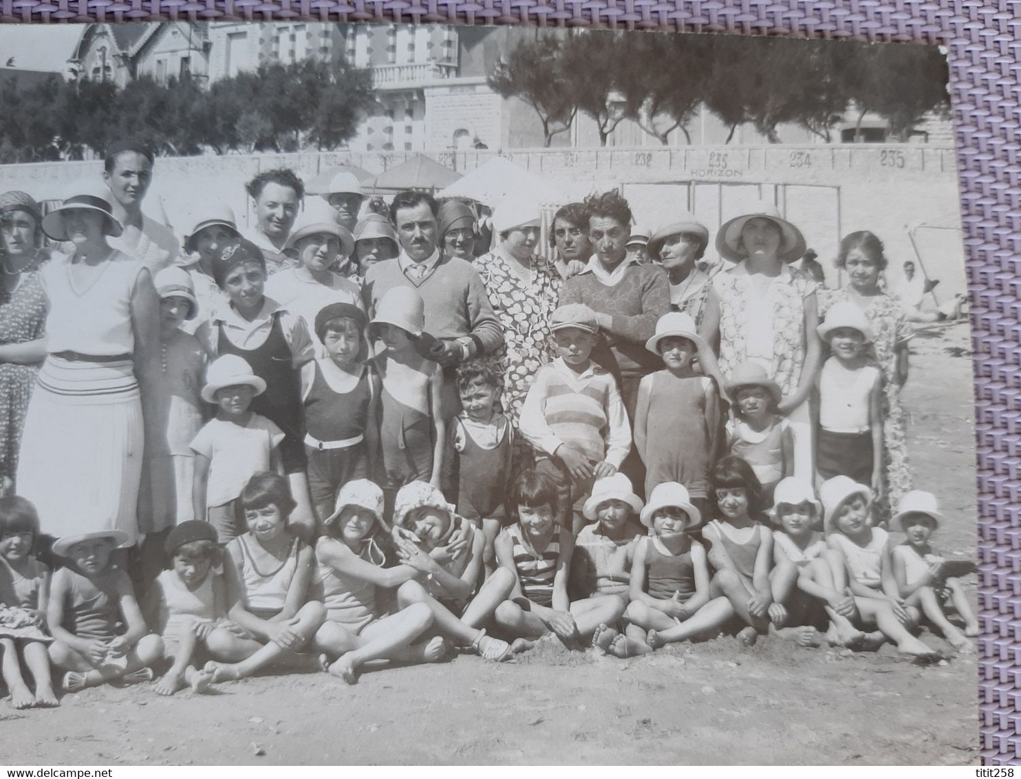 Photo . Groupe Sur La Plage  . Chatelaillon  Plage 1927 - Châtelaillon-Plage