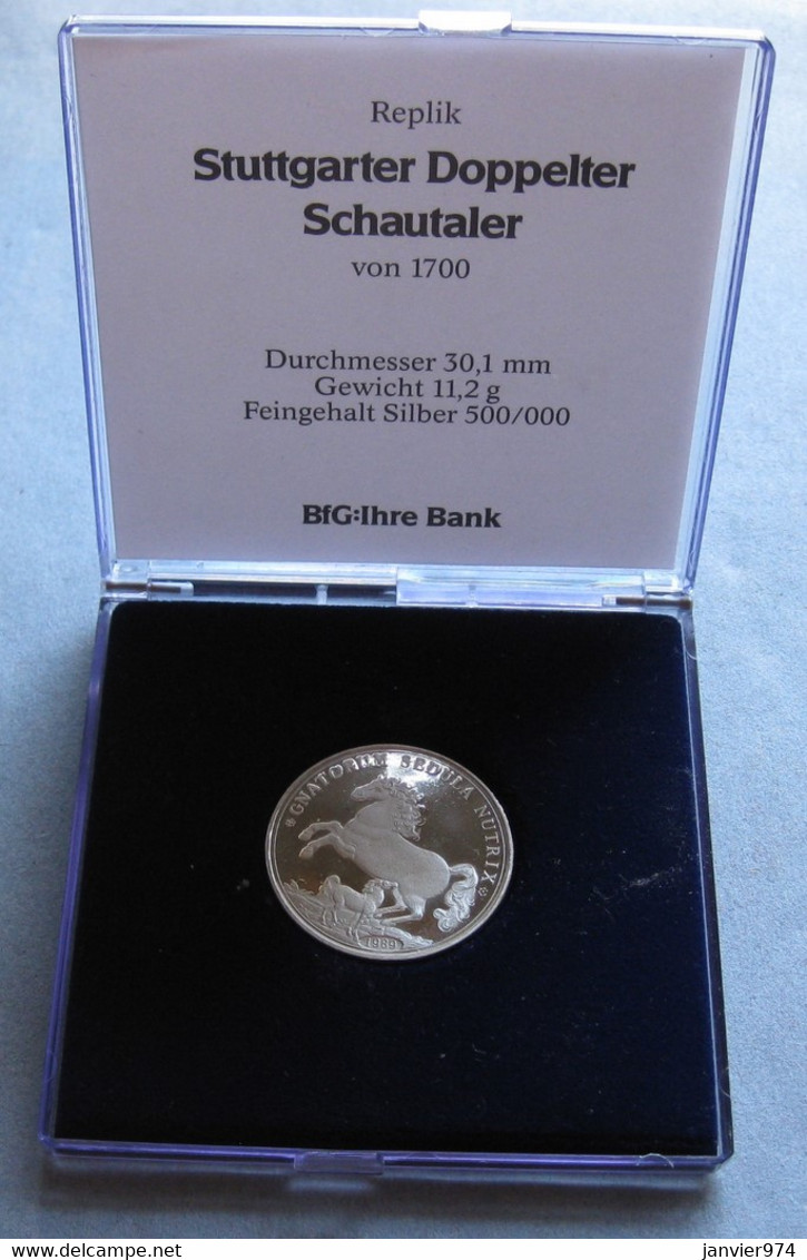 Refrappe En Argent De 1989, Stuttgarter Doppelter Schautaler Von 1700 , Par BfG Bank FB, Dans Sa Boite FDC - Taler & Doppeltaler