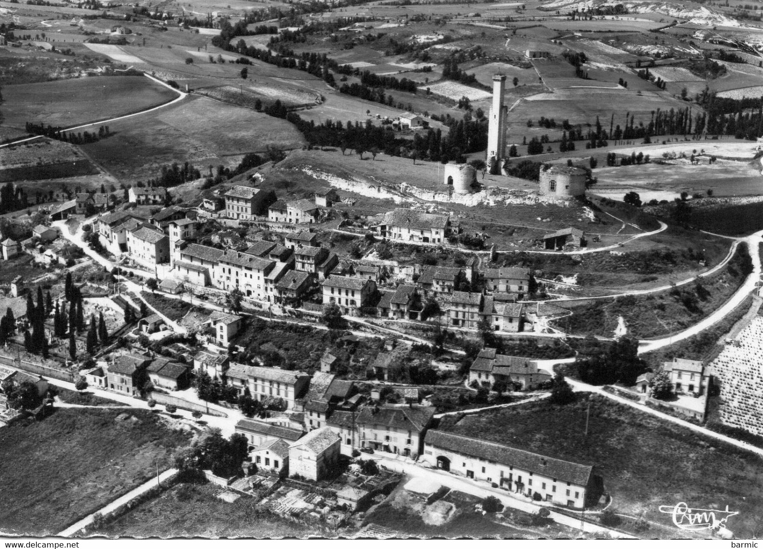 CASTELNAU DE LEVIS VUE AERIENNE, LES RUINES DU CHATEAU FEODAL REF 2556 - Castelnau De Montmirail