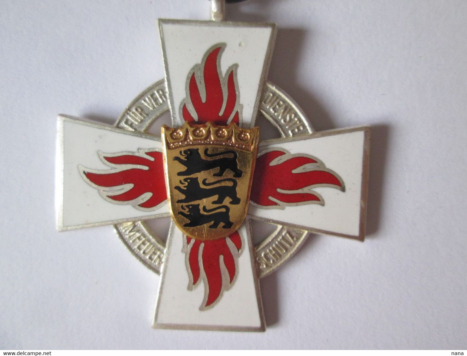 German Cross Medal 25 Years In The Service Of Firefighters Baden-Wurttemberg,in Original Box - Germania