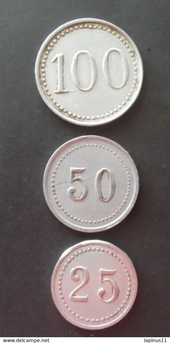 Lebanon Liban  TOKEN CHIPS JETON FISH لبنان LEBANON 100 - 50 - 25 PIASTRES VINTAGE CASINO ALUMINUM METAL - Bordeelkasten