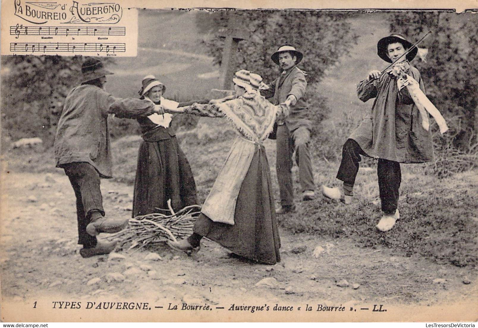 CPA - DANSE - 63 - La Bourrée - La Bourreio D'aubergno - Danseur En Costume Et Violoniste - Danza