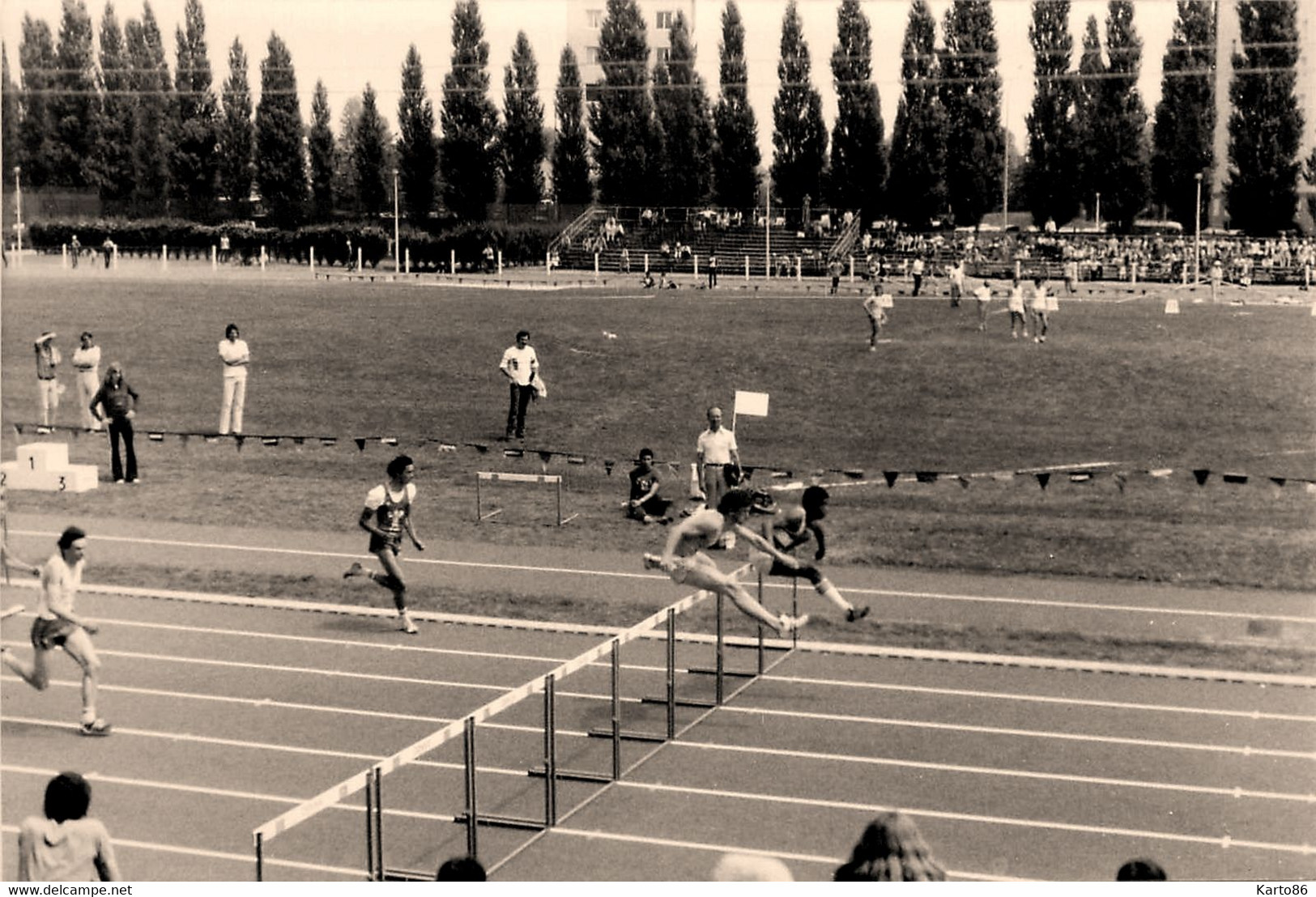 Athlétisme * 3 Photos Anciennes * Course De Haies * Concours Sport - Athlétisme