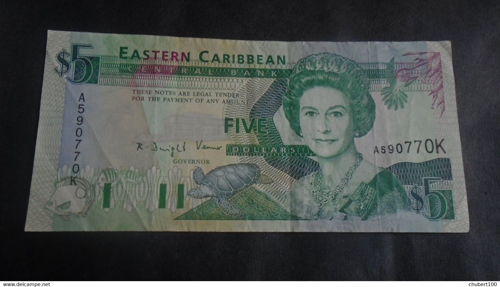 EAST CARIBBEAN  ,   P 26k + 26v, 5 Dollars , ND 1993, VF/EF UNC - Oostelijke Caraïben