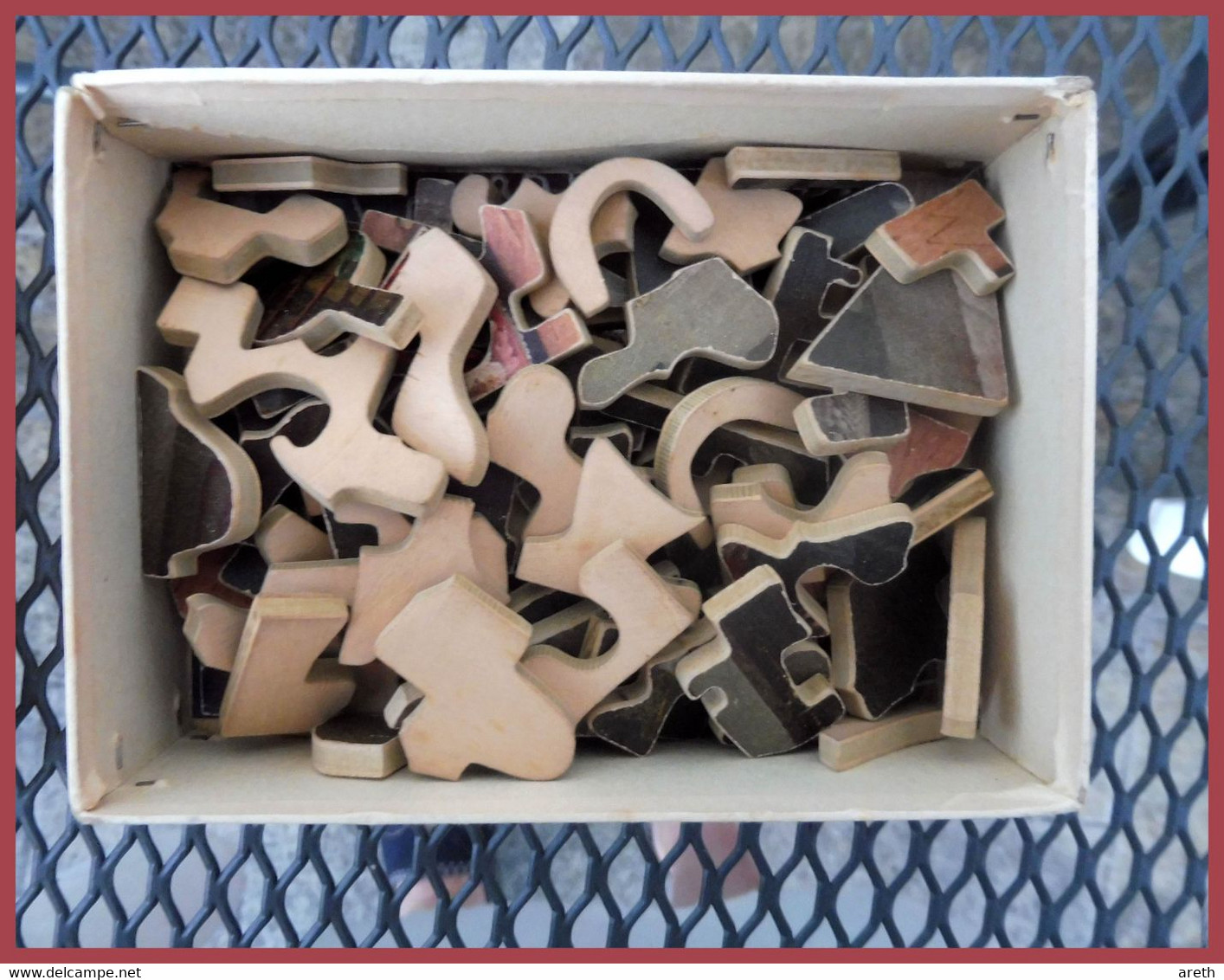 Ancien  Puzzle En Bois : " Le Confesseur Embarrassé " - 73 Pièces - Puzzles