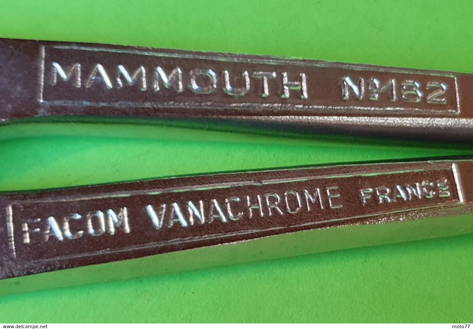 Ancien OUTIL spécial - PINCE MULTIPRISES géante MAMMOUTH 182 - Facom - métal - "Neuf de stock" - vers 1980
