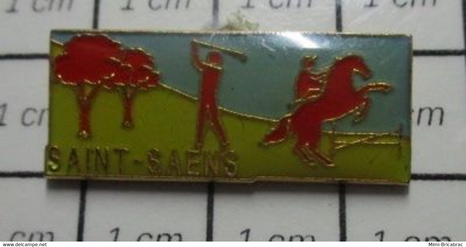 1722 Pin's Pins / Beau Et Rare / THEME : SPORTS / GOLF EQUITATION SAINT SAENS - Golf