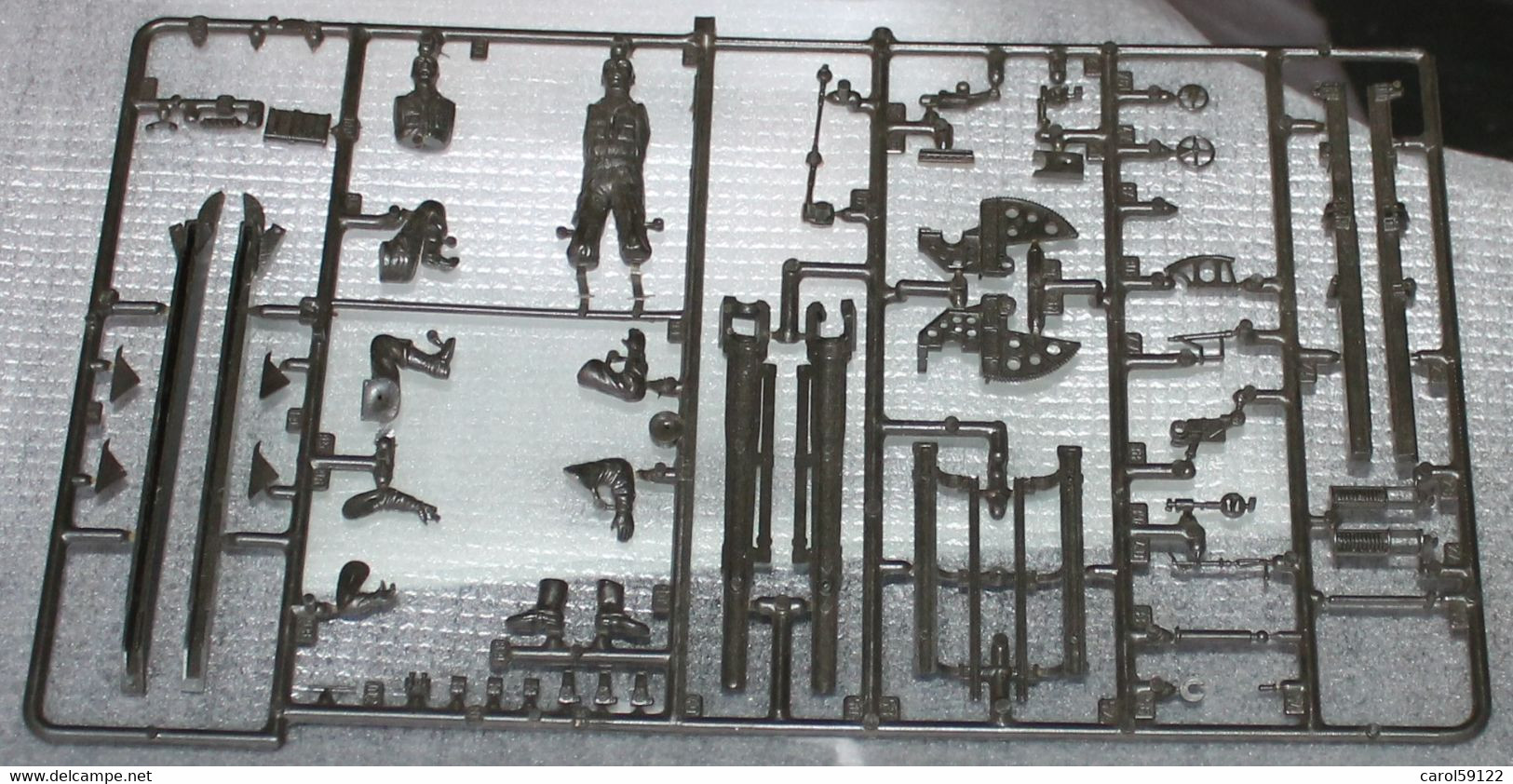 LOT DE GRAPPES VEHICULES MILITAIRES - Militares