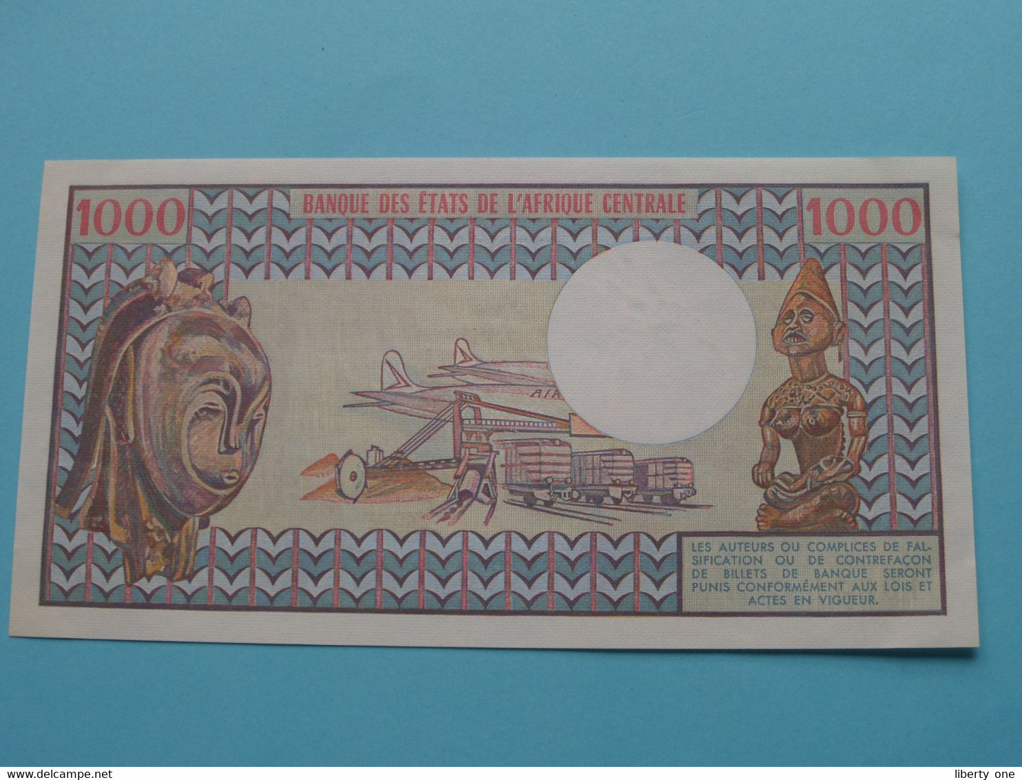 1000 - Mille FRANCS - 1980 ( 033810334 ) République Du TCHAD > Central Africa ( Voir / See > Scans ) UNC ! - Tchad