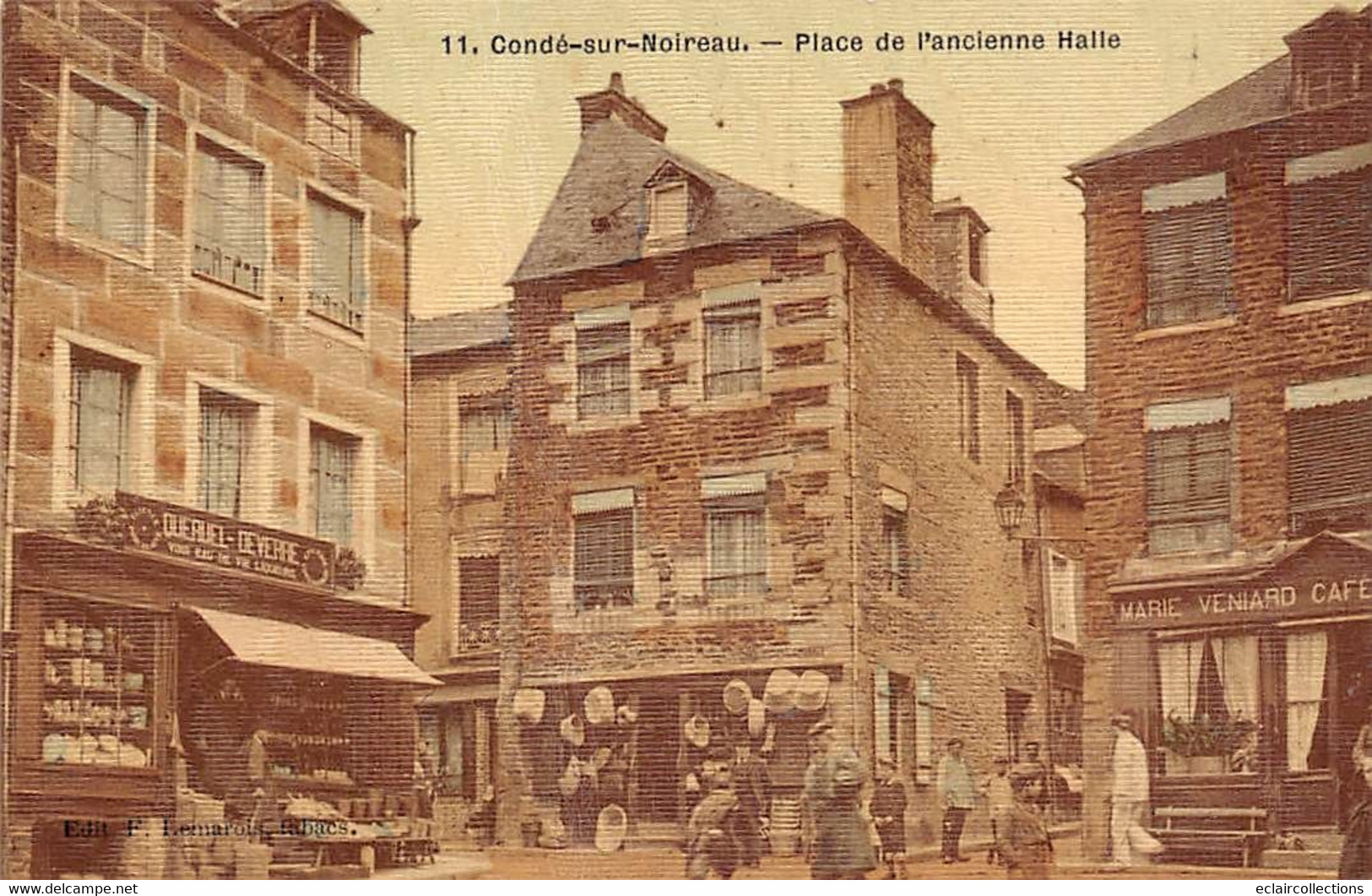 Condé Sur Noireau         14         Place De L'ancienne Halle. Commerces        (voir Scan) - Other & Unclassified