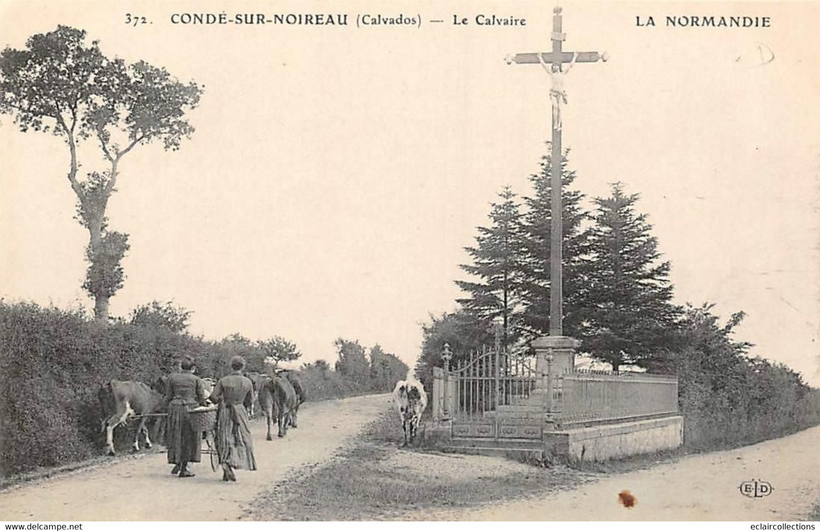 Condé Sur Noireau         14         Le Calvaire         (voir Scan) - Autres & Non Classés