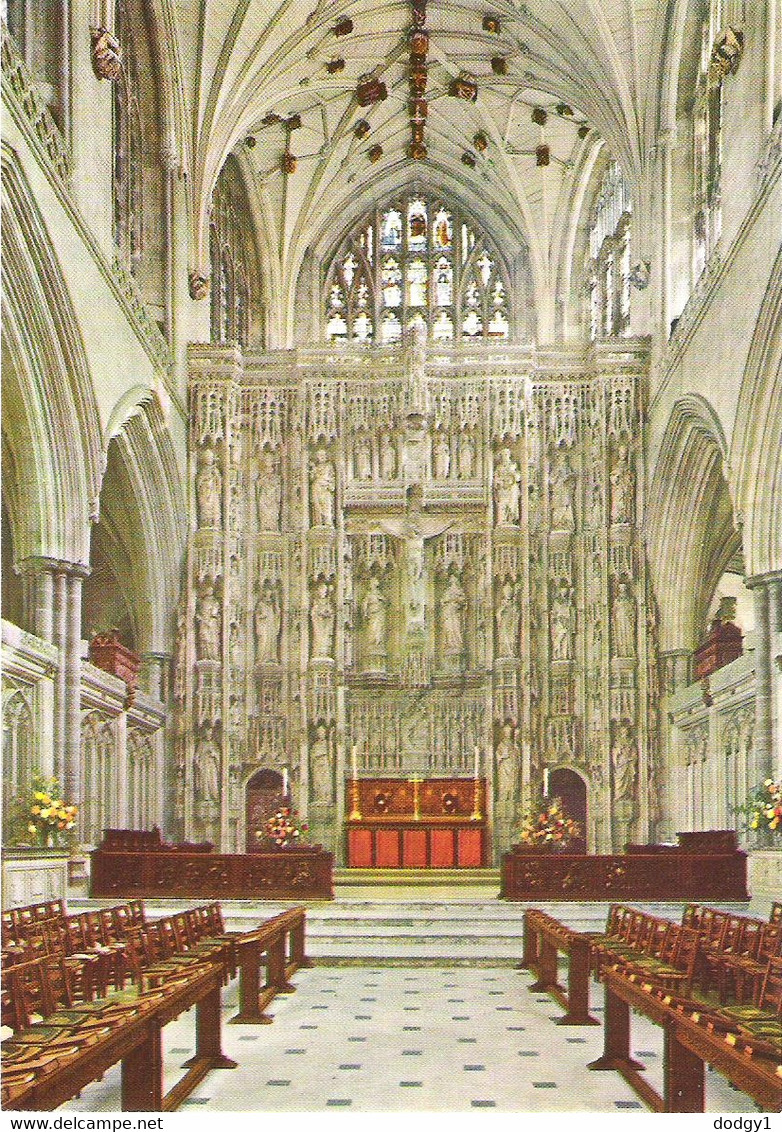 GREAT SCREEN AND HIGH ALTAR, WINCHESTER CATHEDRAL, WINCHESTER, HAMPSHIRE,  ENGLAND.  UNUSED POSTCARD Lg8 - Winchester