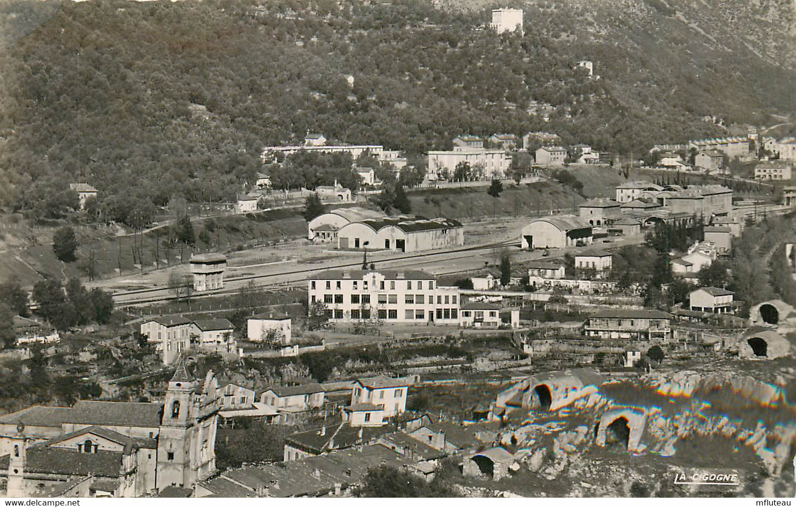 06* BEUIL  S/ROYA  Quartier De La Gare  (CPSM 9x14cm)   RL21,0780 - Otros & Sin Clasificación