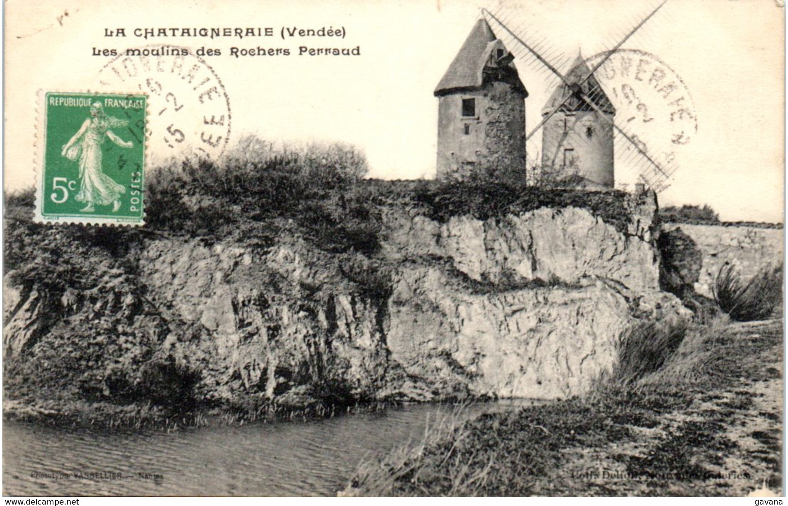 85 LA CHATAIGNERAIE - Les Moulins Des Rochers Perraud - La Chataigneraie