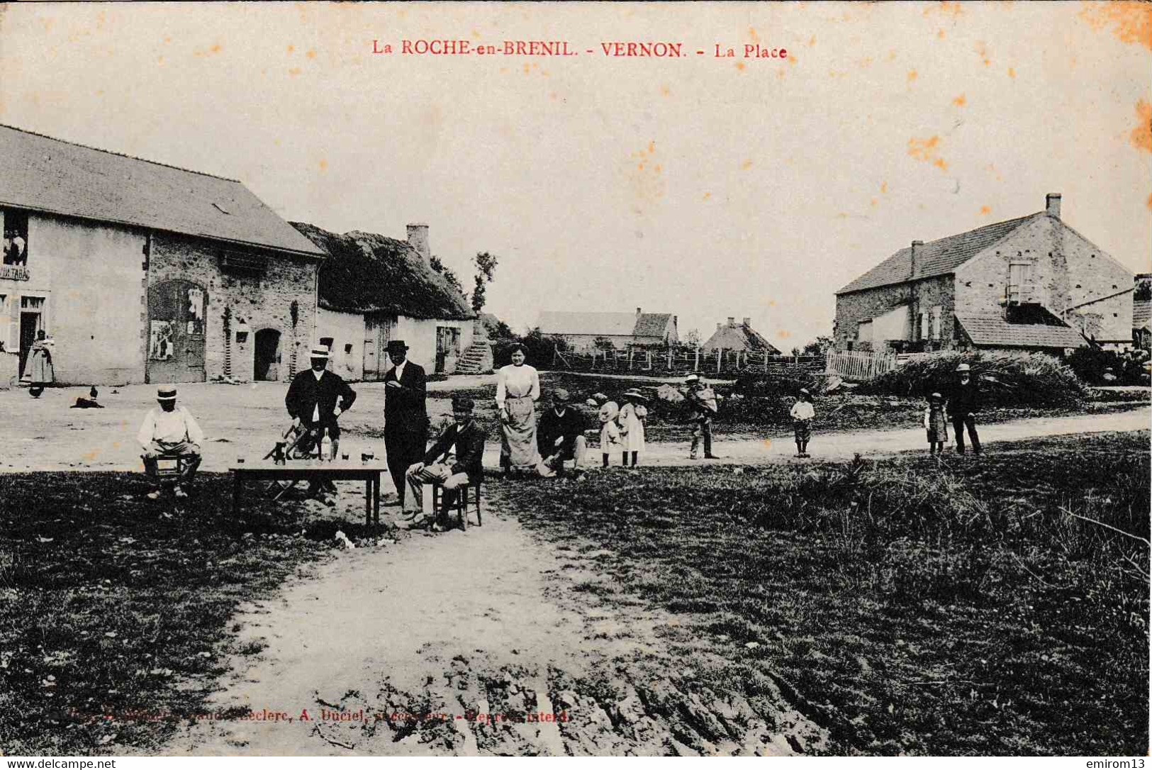 [21] La Roche En Brenil Vernon La Place Animée édit A. Duciel - Other & Unclassified