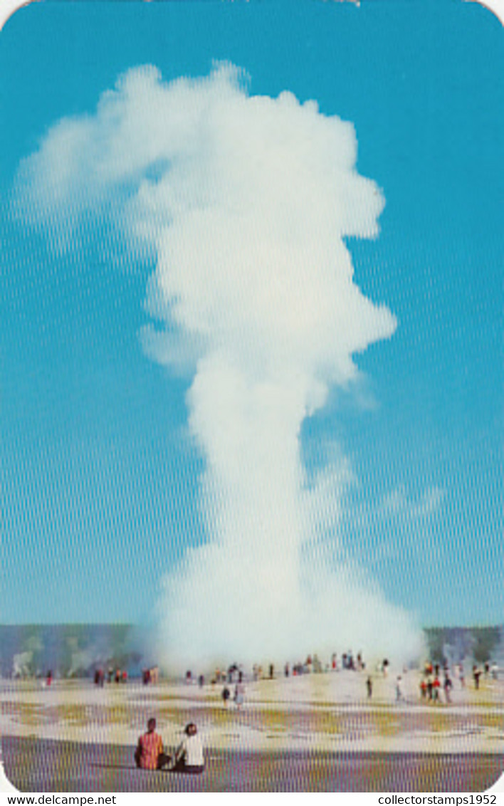 W3517- YELLOWSTONE OLD FAITHFUL GEYSER - Yellowstone