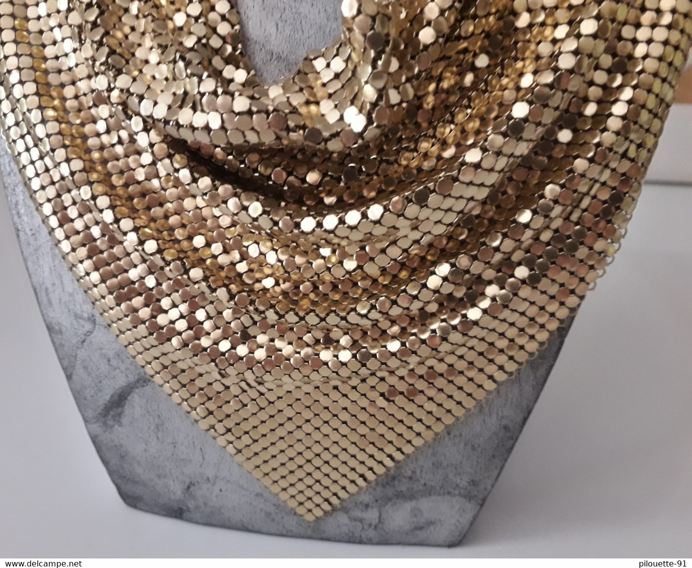 Collier Foulard En Maille Métal Doré Années 70 - Collane/Catenine