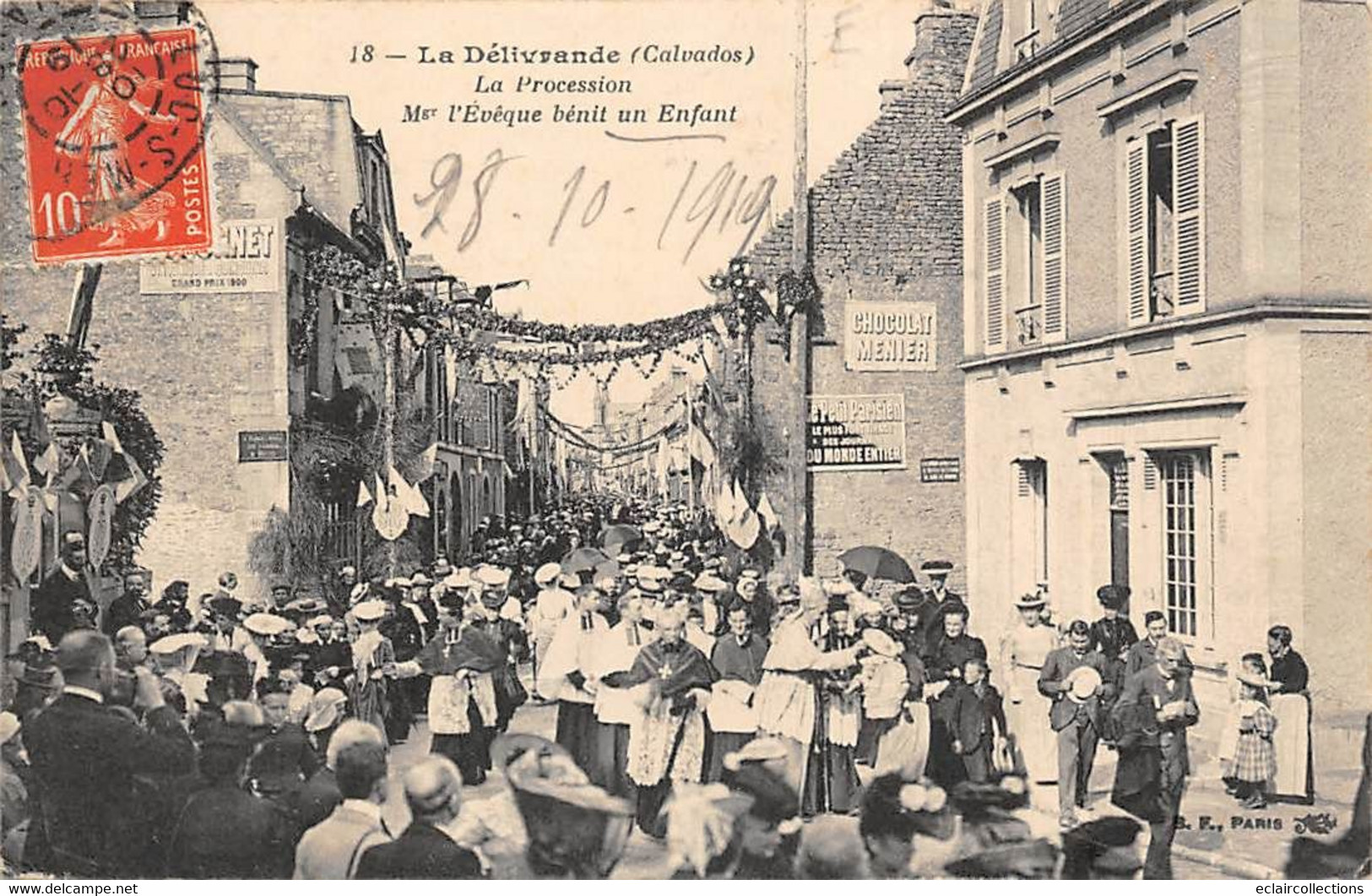 La Délivrande           14         La Procession.. L'Evêque Bénit Un Enfant            (voir Scan) - La Delivrande