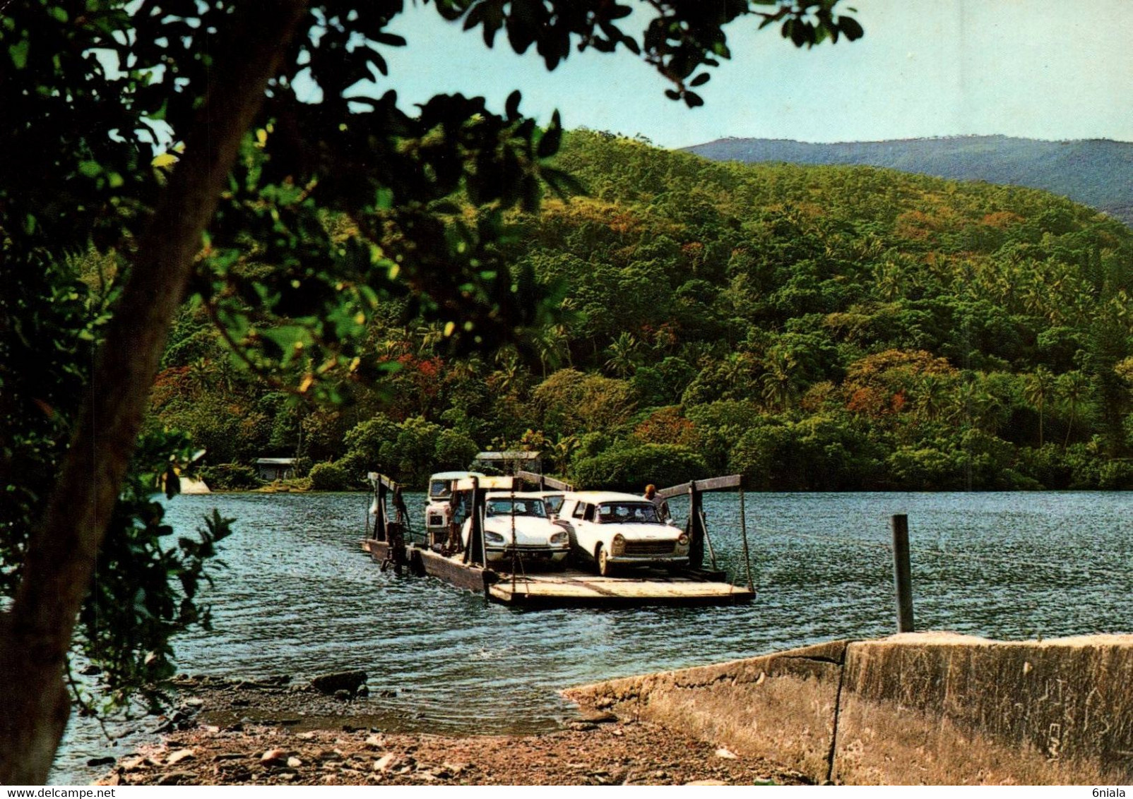 BAC DE HIENGHENE CAR FERRY   ( Voitures Vue Rare )  (recto-verso) Nouvelle Calédonie - New Caledonia