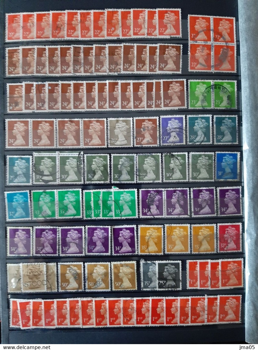 Bel Album de 700 timbres de Grande Bretagne (04)