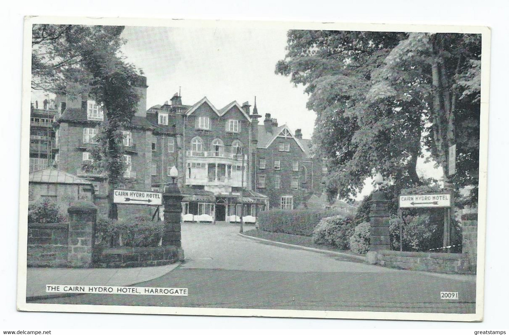 Postcard Yorkshire Harrogate The Cairn Hydro Hotel Posted 1960 Slogan Postmark - Harrogate