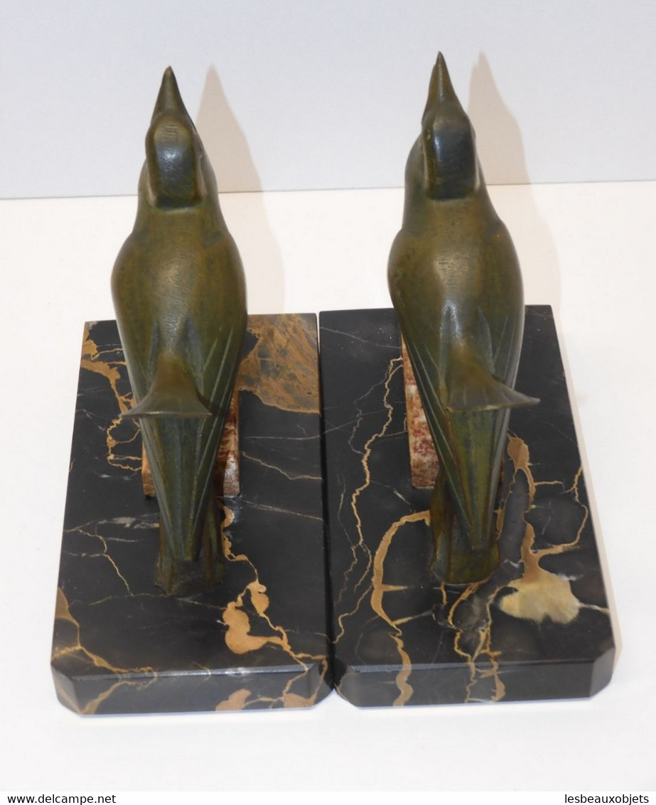 *BELLE PAIRE OISEAUX BRONZE ART DECO SERRE LIVRES PATINE VERTE SOCLE MARBRE   E