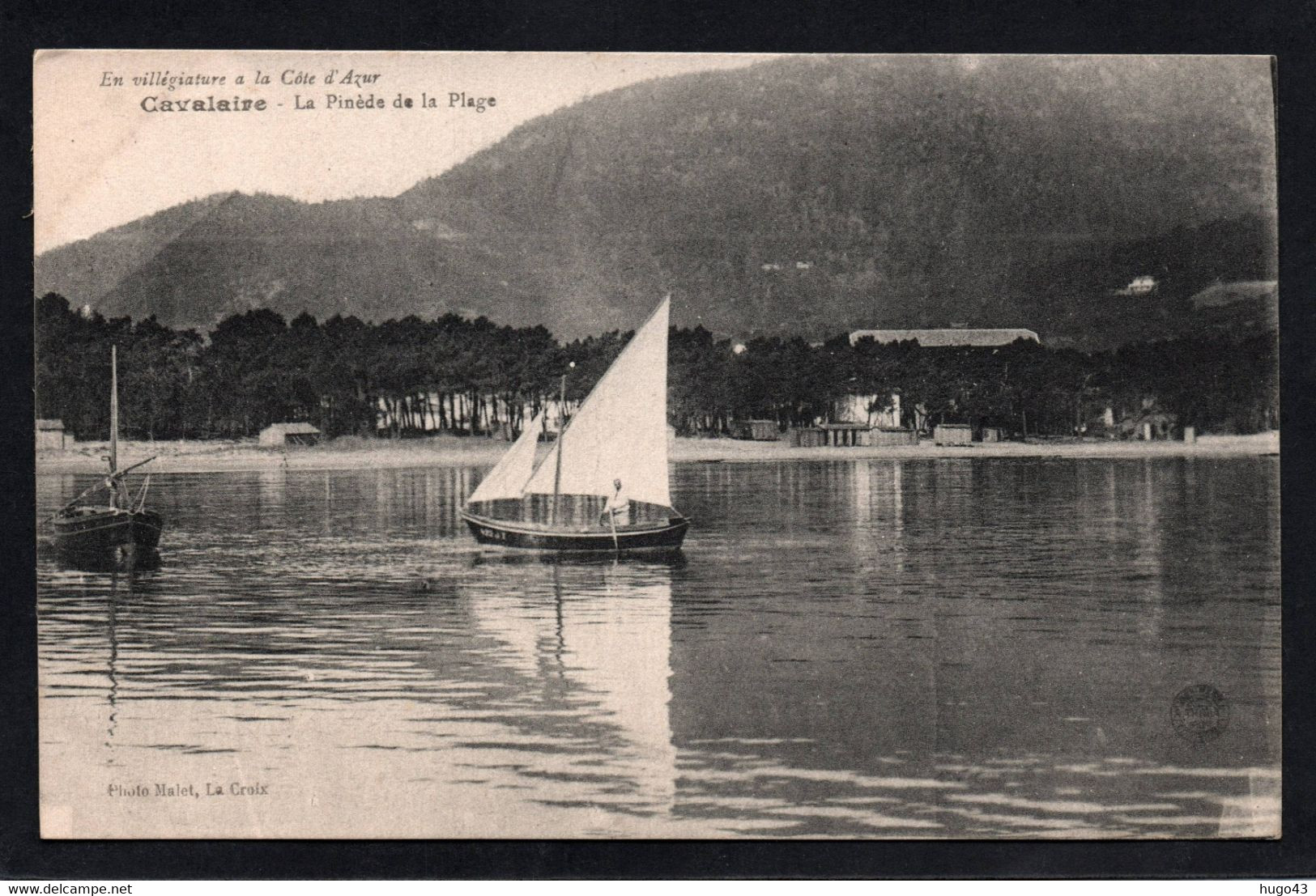 (RECTO / VERSO) CAVALAIRE - LA PINEDE DE LA PLAGE AVEC PETIT VOILIER - CPA - Cavalaire-sur-Mer