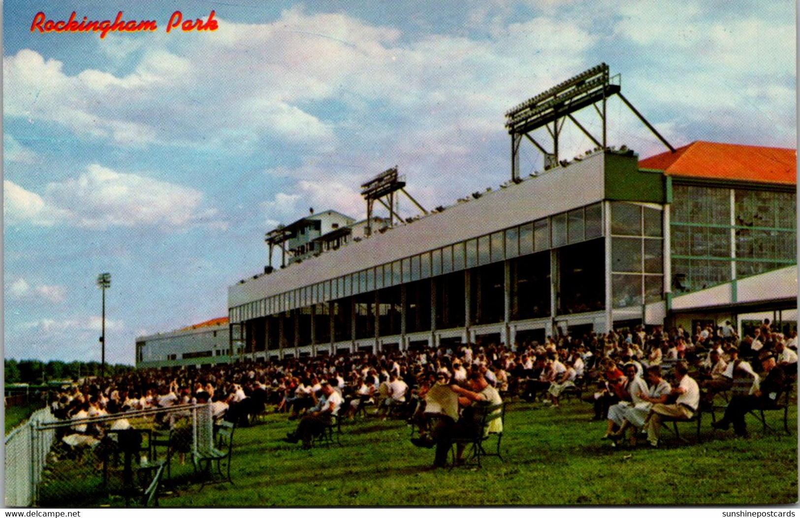 New Hampshire Salem Rockingham Park Grandstand And Club House Horse Racing - Salem