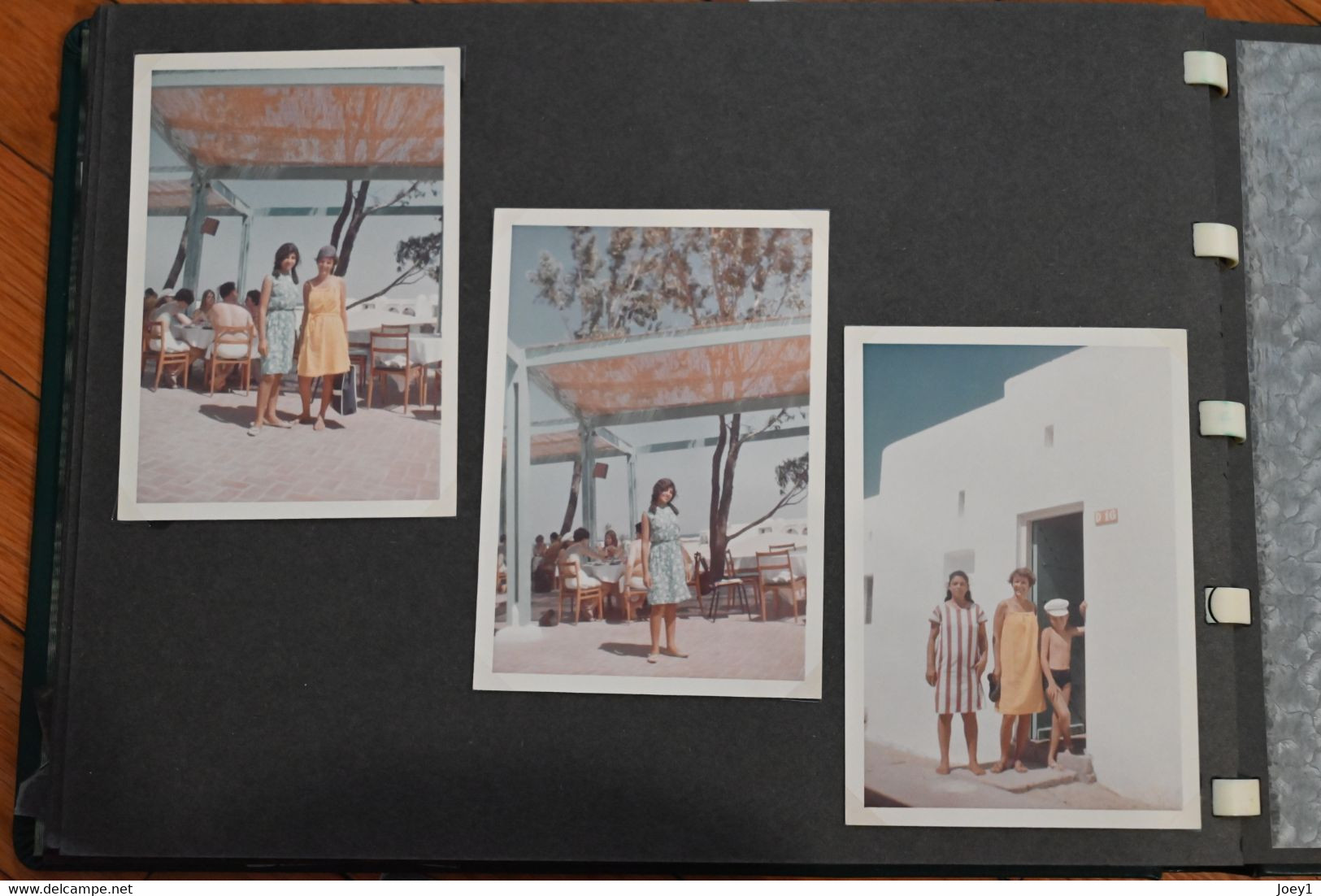 1 lot de 3 Albums photos vacances couleurs années 60 Europe, Afrique du nord, Liban.160 photos