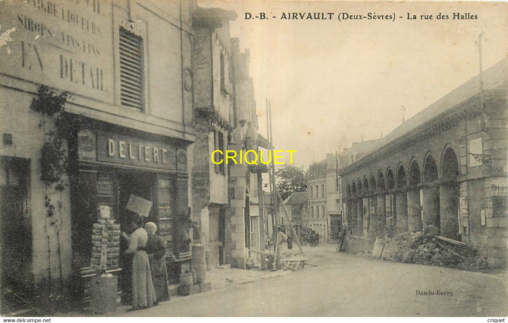 79 Airvault, La Rue Des Halles, Belle Carte - Airvault
