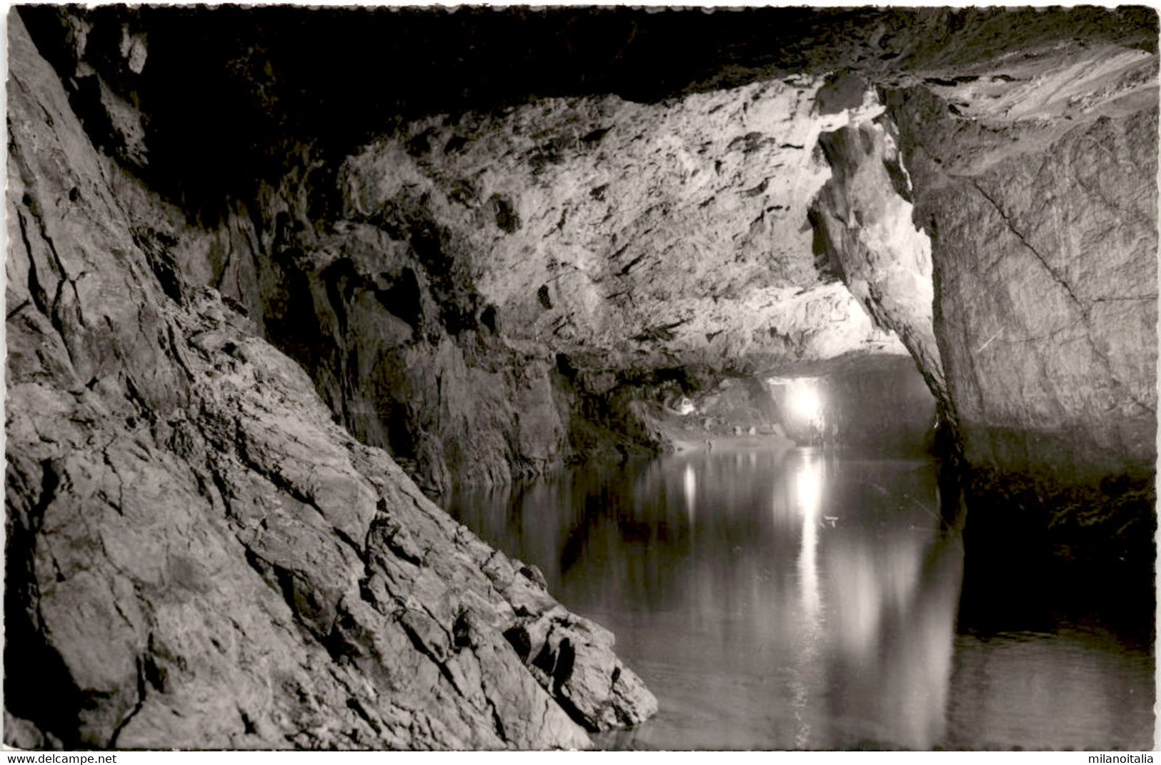 Lac Souterrain Le Plus Grand D'Europe - Saint-Leonard (2901) * 22. 3. 1959 - Saint-Léonard