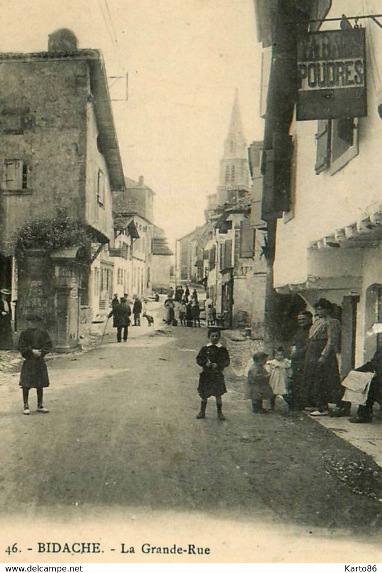 Bidache * Débit De Tabac Tabacs TABAC Poudres , La Grande Rue * Villageois - Bidache