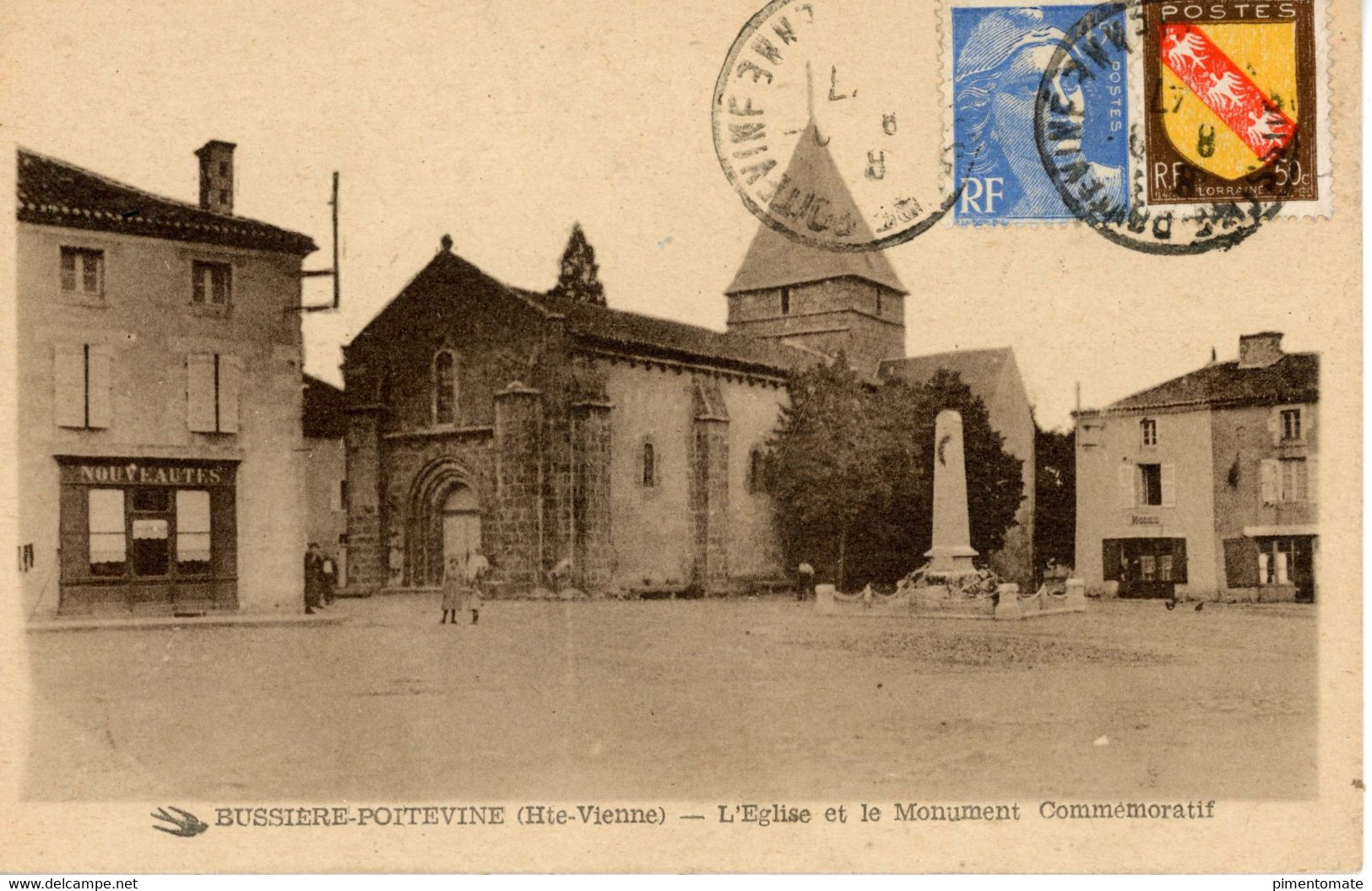 BUSSIERE POITEVINE L'EGLISE ET LE MONUMENT COMMEMORATIF - Bussiere Poitevine