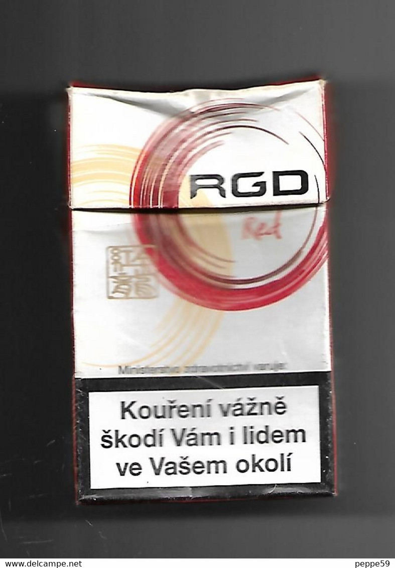 Tabacco Pacchetto Di Sigarette Rep. Ceca  - RGD Red Da 20 Pezzi  ( Vuoto ) - Etuis à Cigarettes Vides