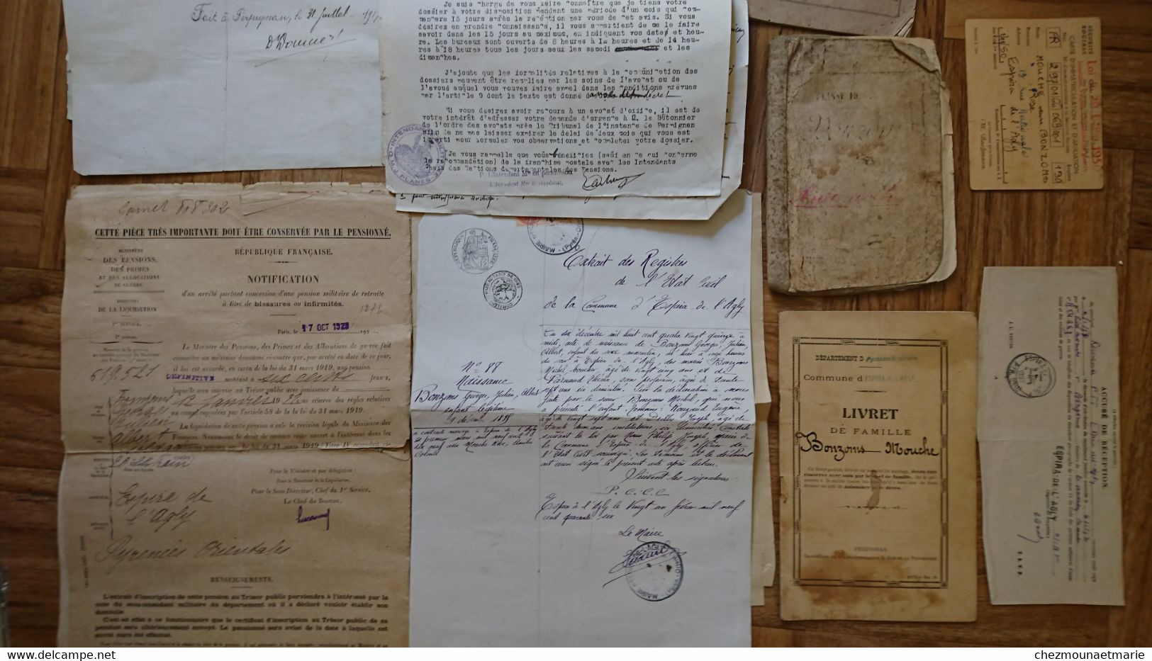 ESPIRA DE L AGLY - GEORGES BONZOMS ET ALLIANCE MOUCHE DURAND LIVRETS MILITAIRE ET DE FAMILLE - 31 DOCUMENTS - Historische Dokumente