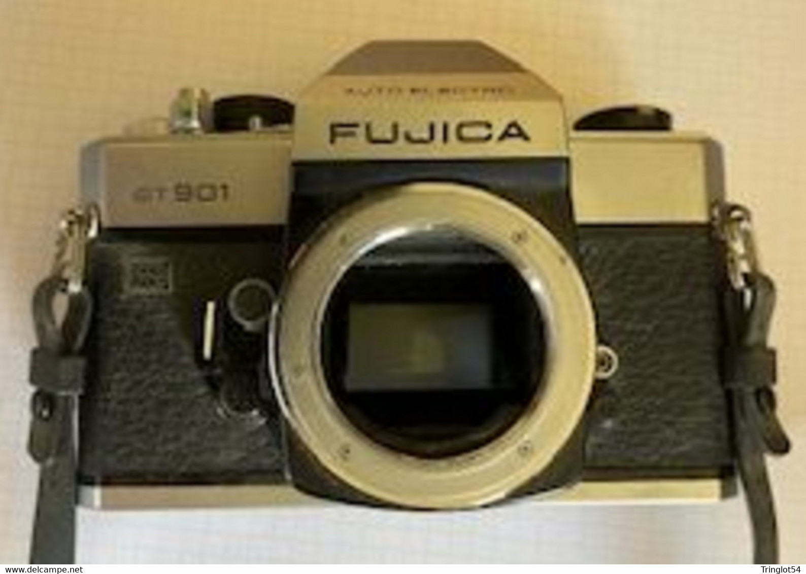 LOT 2 DE 2 APPAREILS PHOTOS EN L'ETAT : 1 MIRANDA RE.II Et 1 FUJICA ST901 (trouvés Dans Un Sous-sol, Sentent Le Moisi) - Cameras