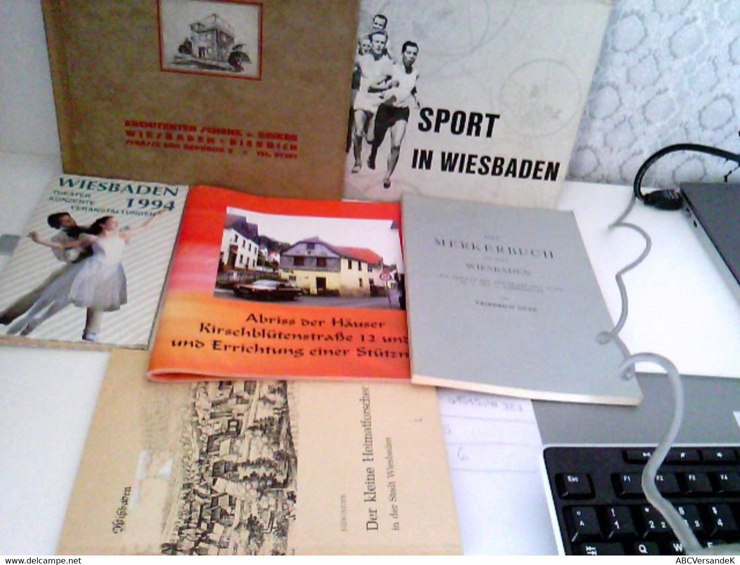 Konvolut Bestehend Aus 6 Bänden, Zum Thema: Wiesbaden - Hesse